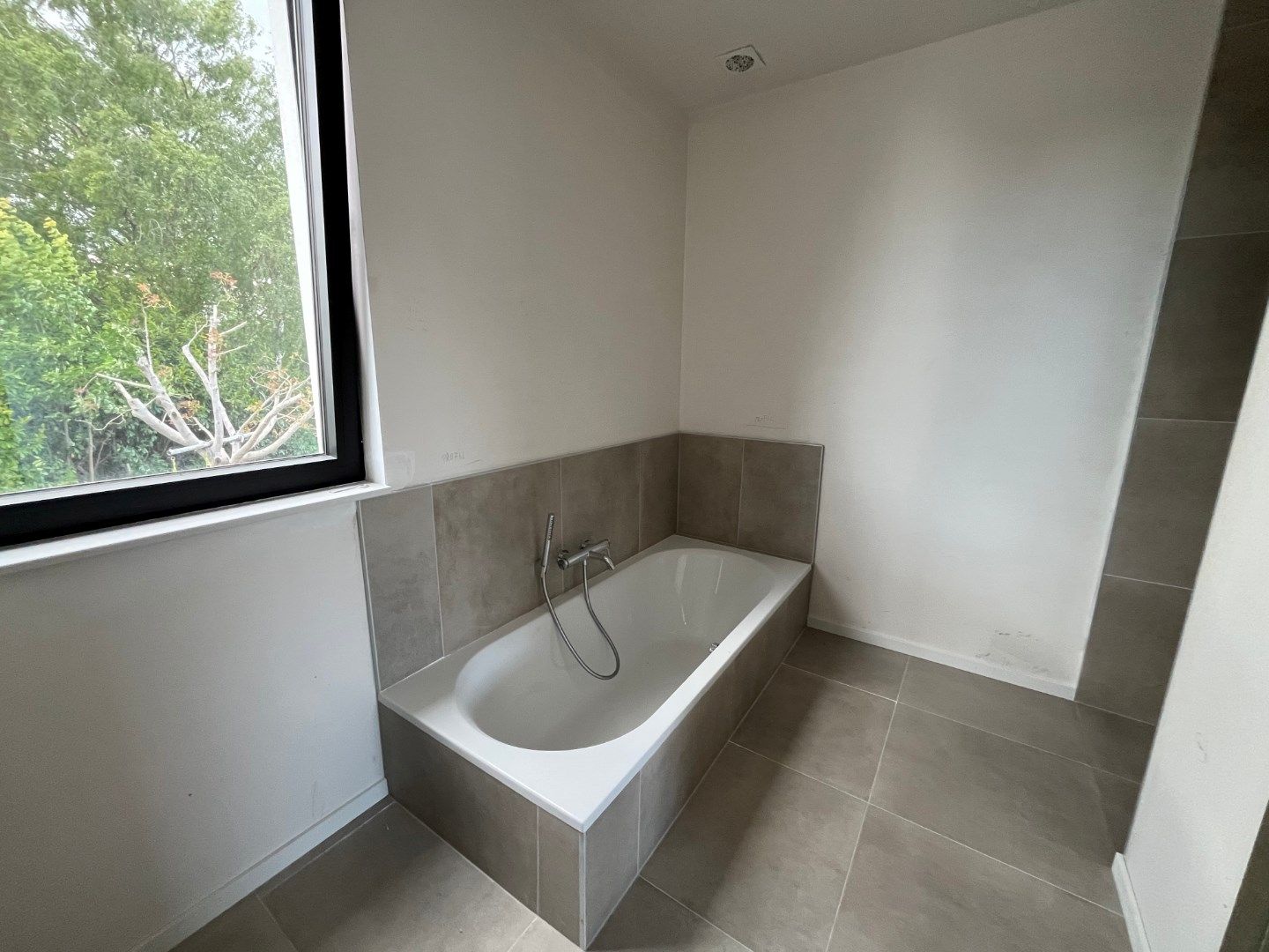 Moderne halfopen in 't mooie Baaigem foto 18