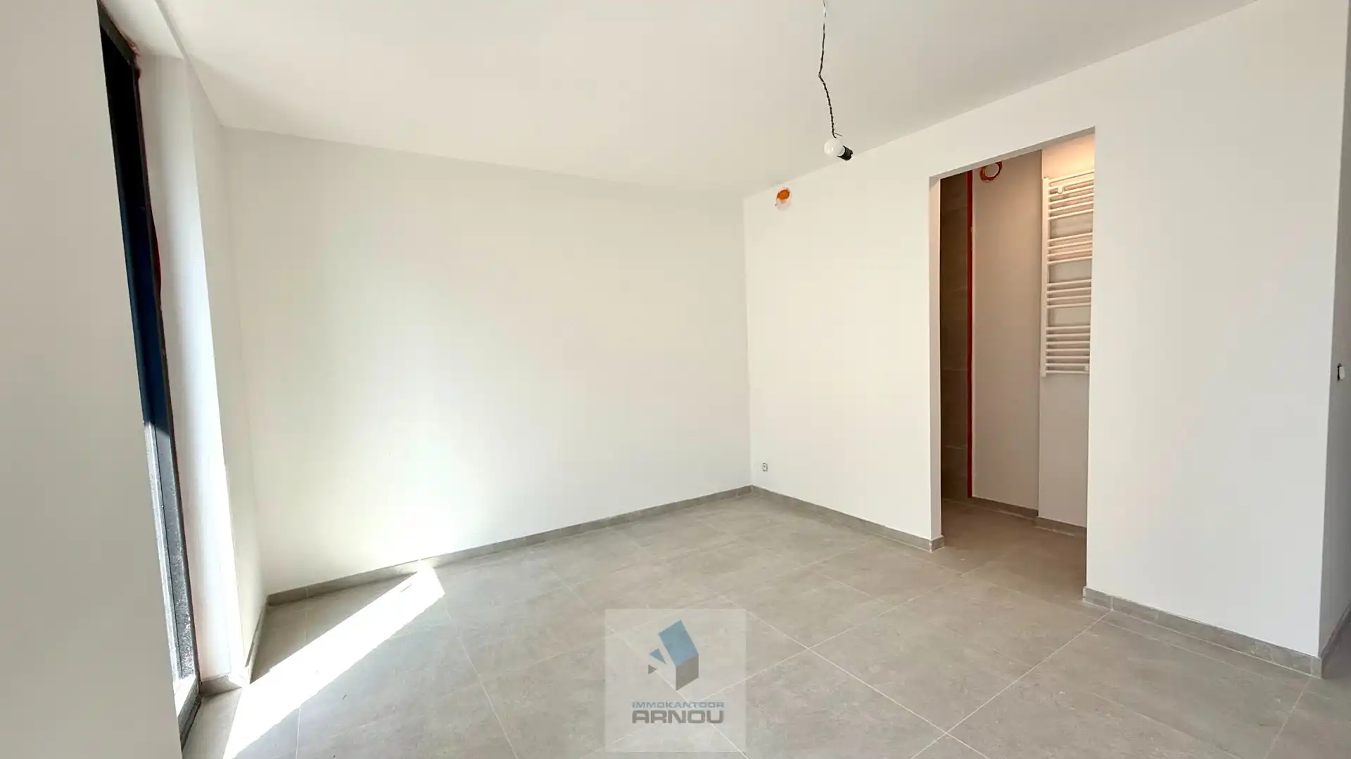Nieuwbouw appartement met 1 slaapkamers en terras foto 5