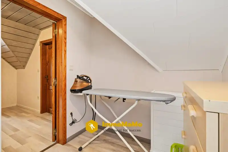 RUIME GEZINSWONING MET 3 SLPK EN GARAGE TE KOOP IN LOCHRISTI foto 18