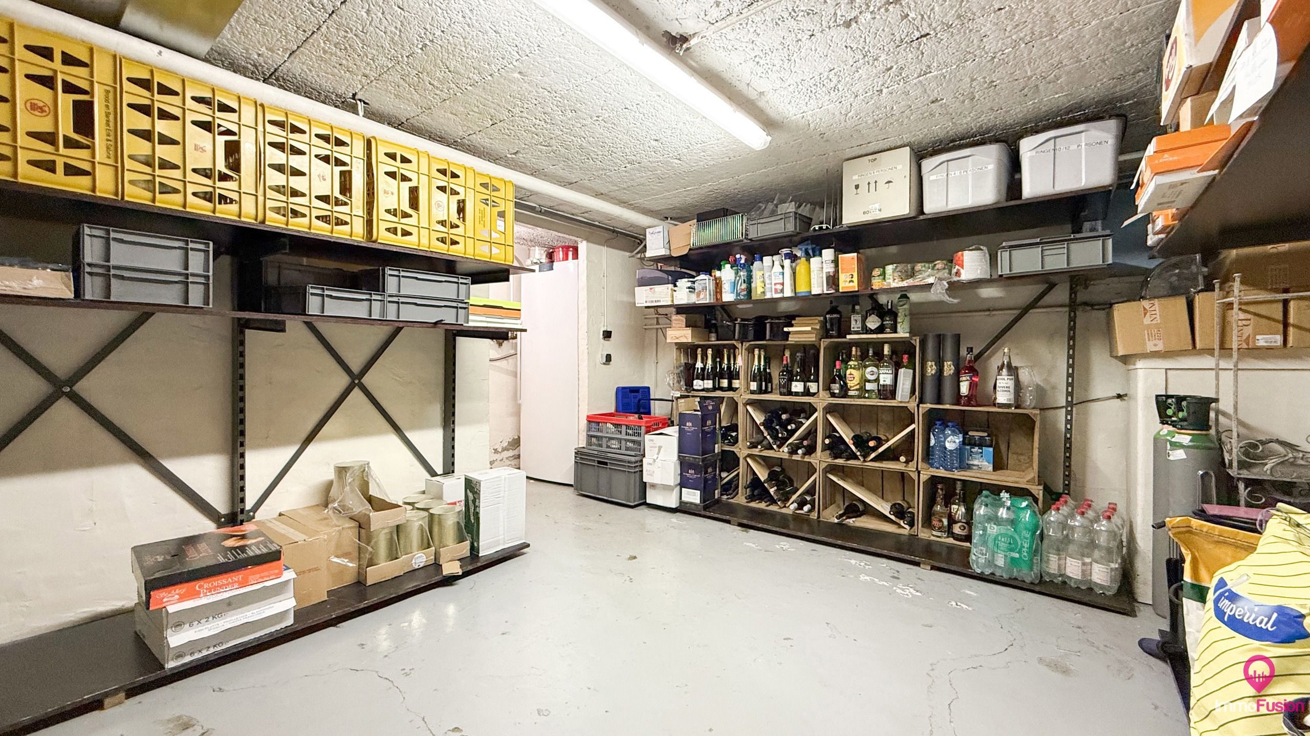 Instapklare bakkerij met woonst in het centrum van Zolder! foto 31