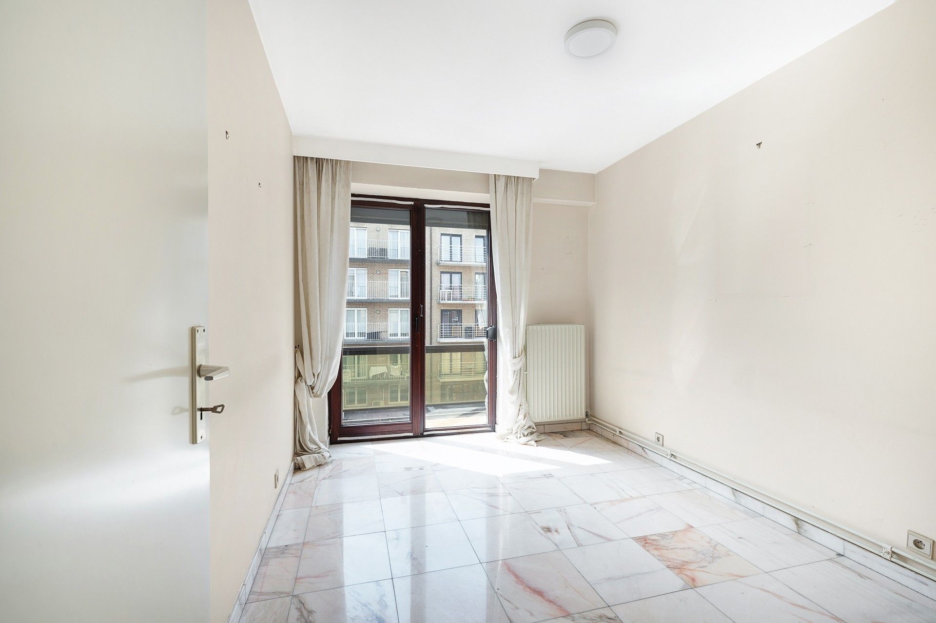 Centraal gelegen appartement met twee terrassen nabij de Lippenslaan foto 12