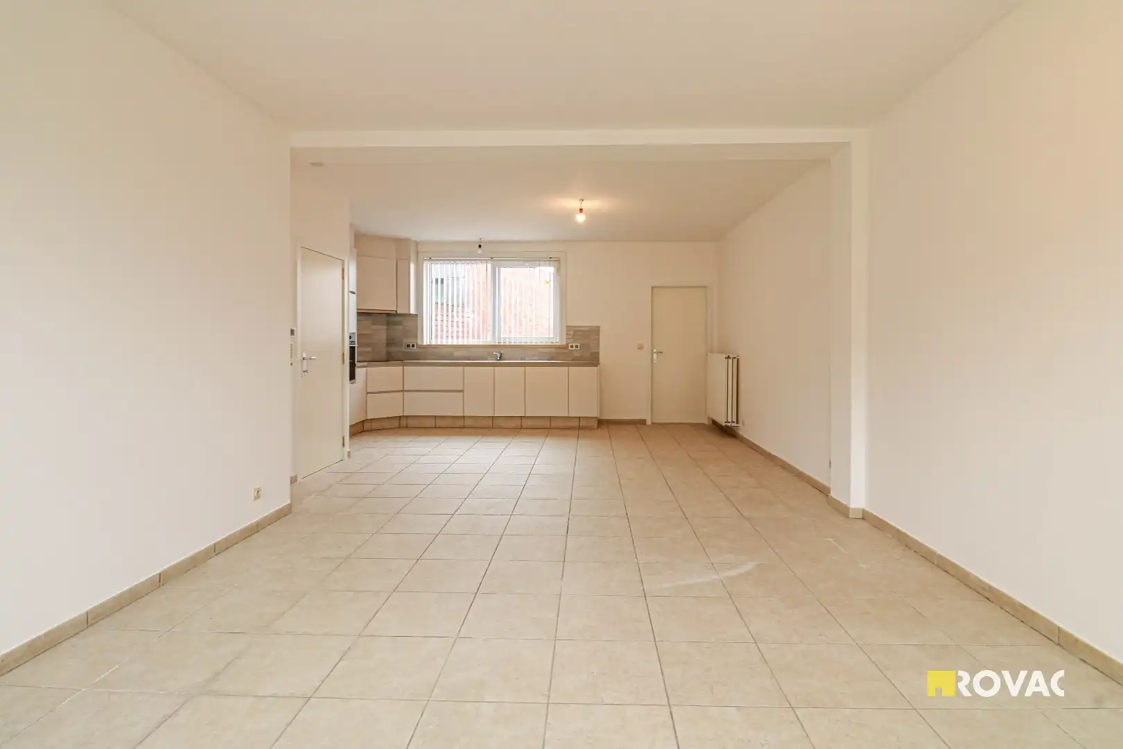 Goed gelegen rijwoning foto 3