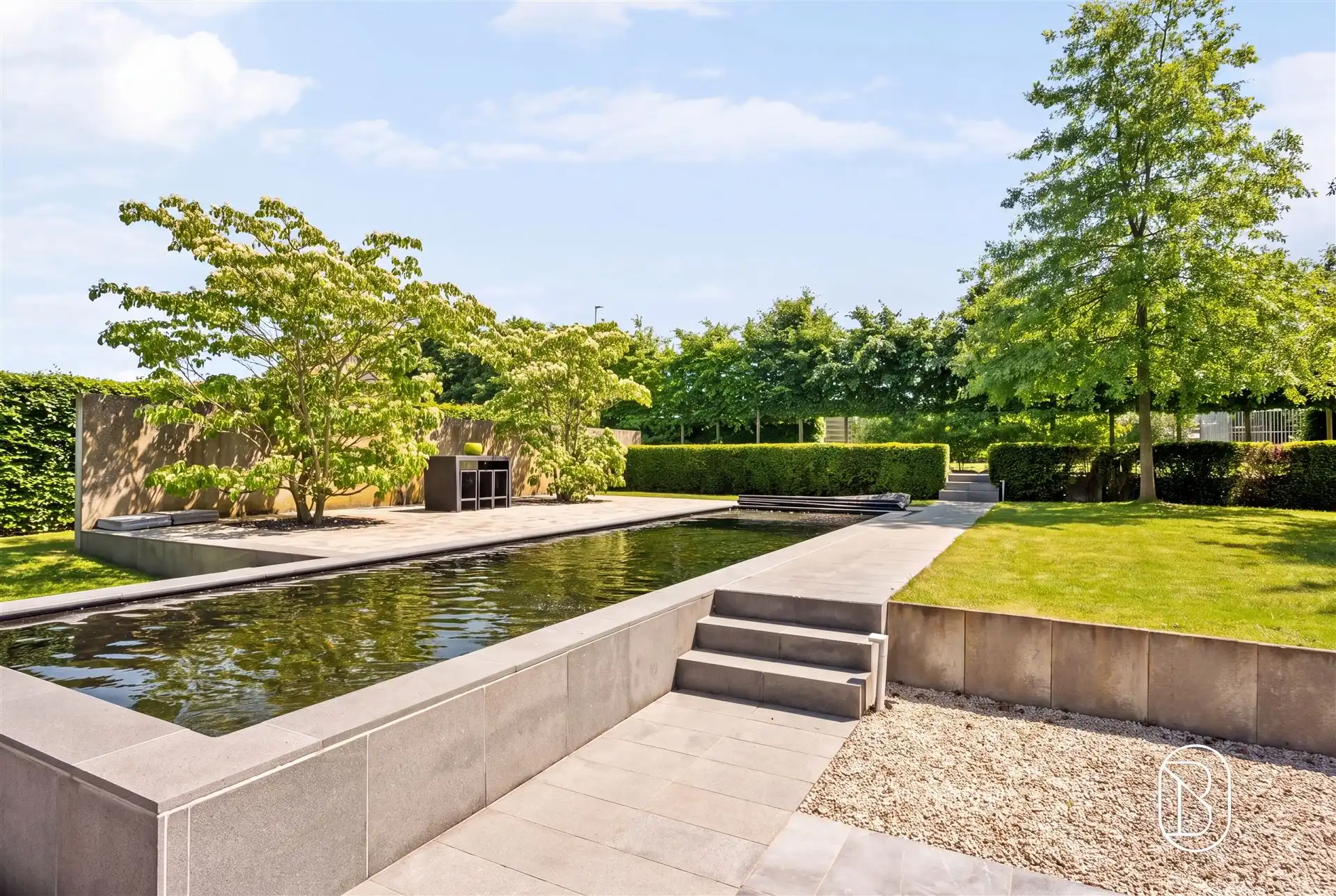 Grote energiezuinige villa met zwemvijver en mooie tuin foto 6