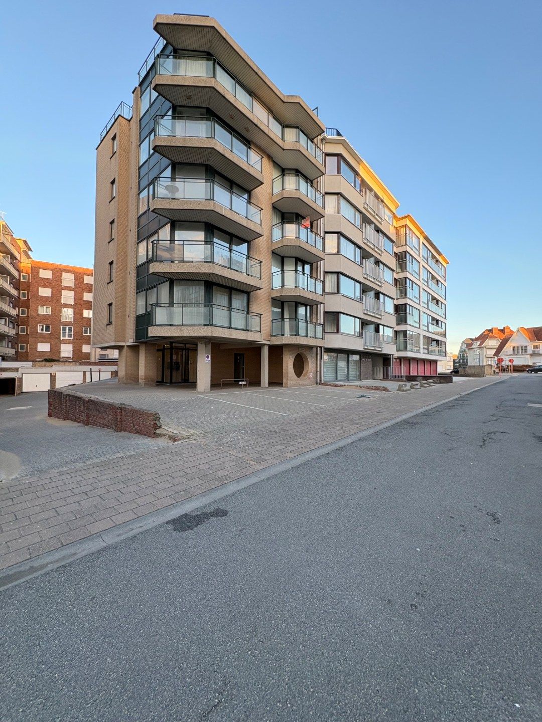 Te huur: Lichtrijk appartement met zijdelings zeezicht en staanplaats  foto 15