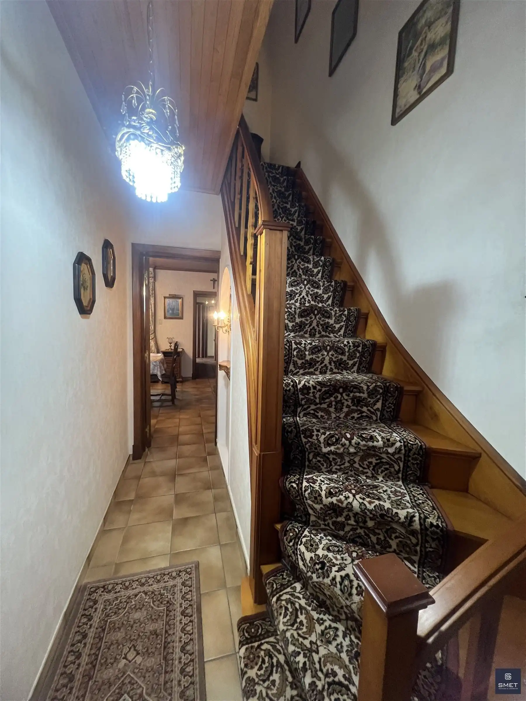 CHARMANTE HOB MET 3 SLPKS EN GARAGE foto 16