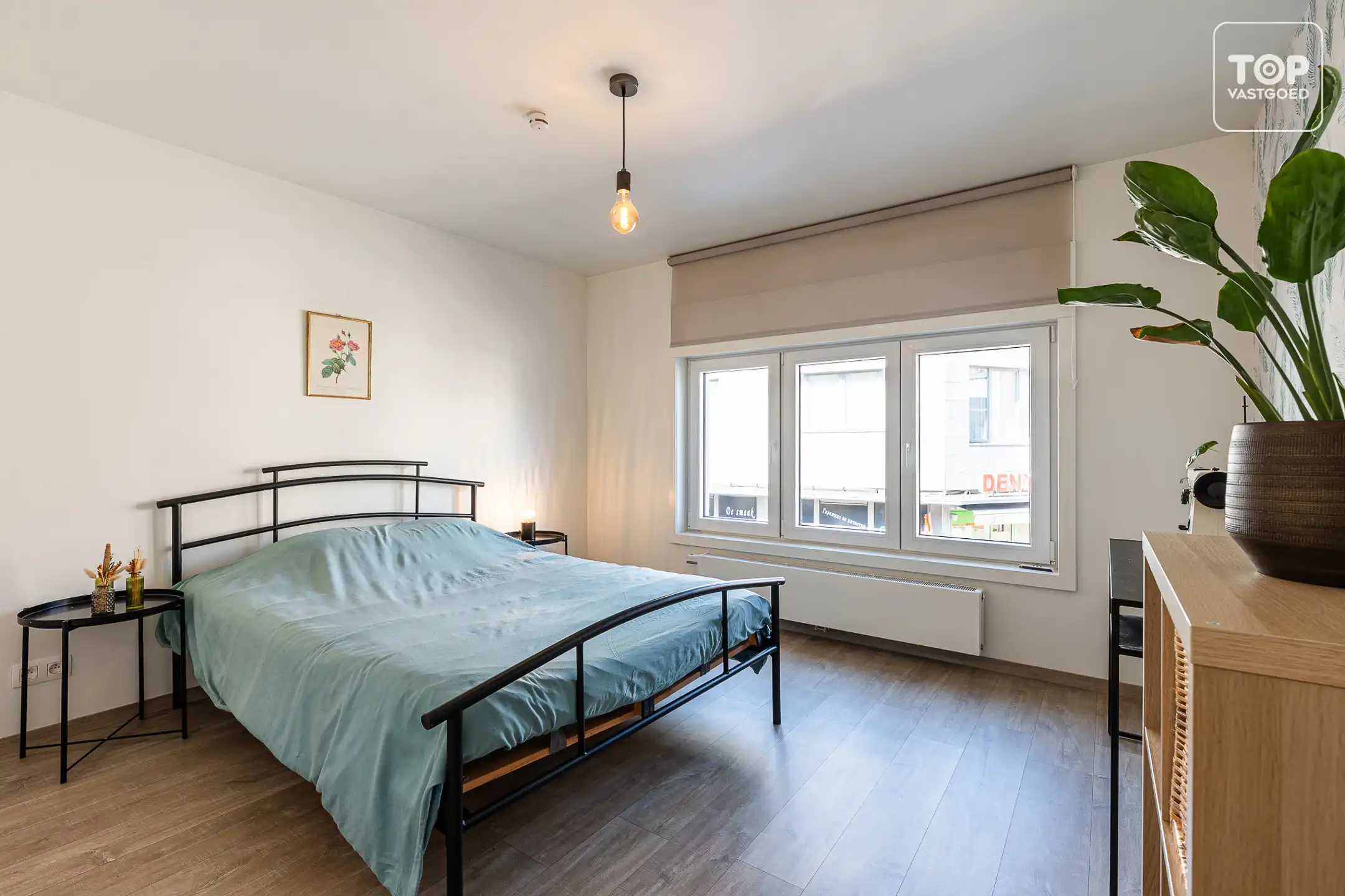 Ideale starterswoning met 2 slaapkamers en dressing. foto 23