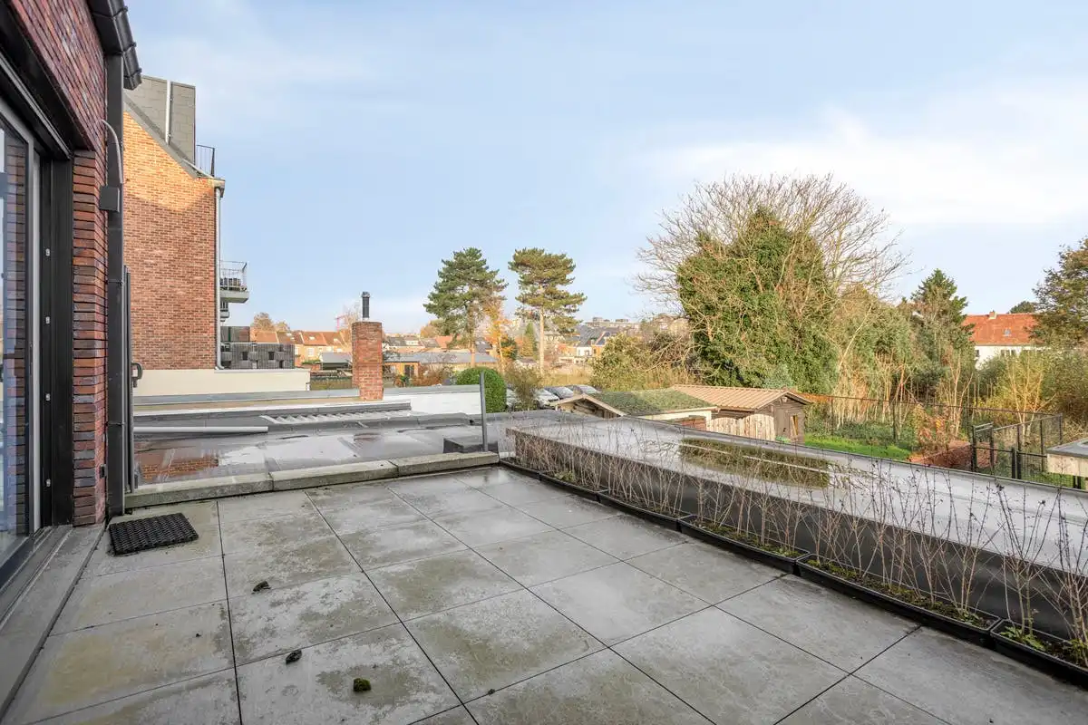 Ruim triplexappartement met 3 slaapkamers  foto 16