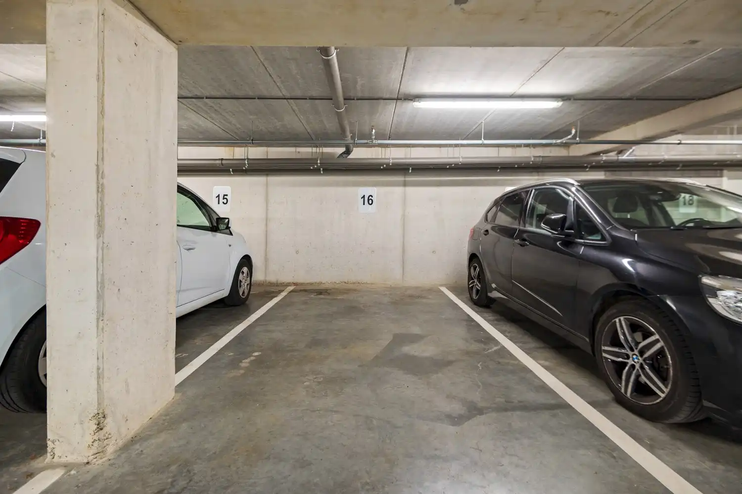 Prachtig appartement met 3 slpkrs en 2 bdkrs in centrum Putte foto 15