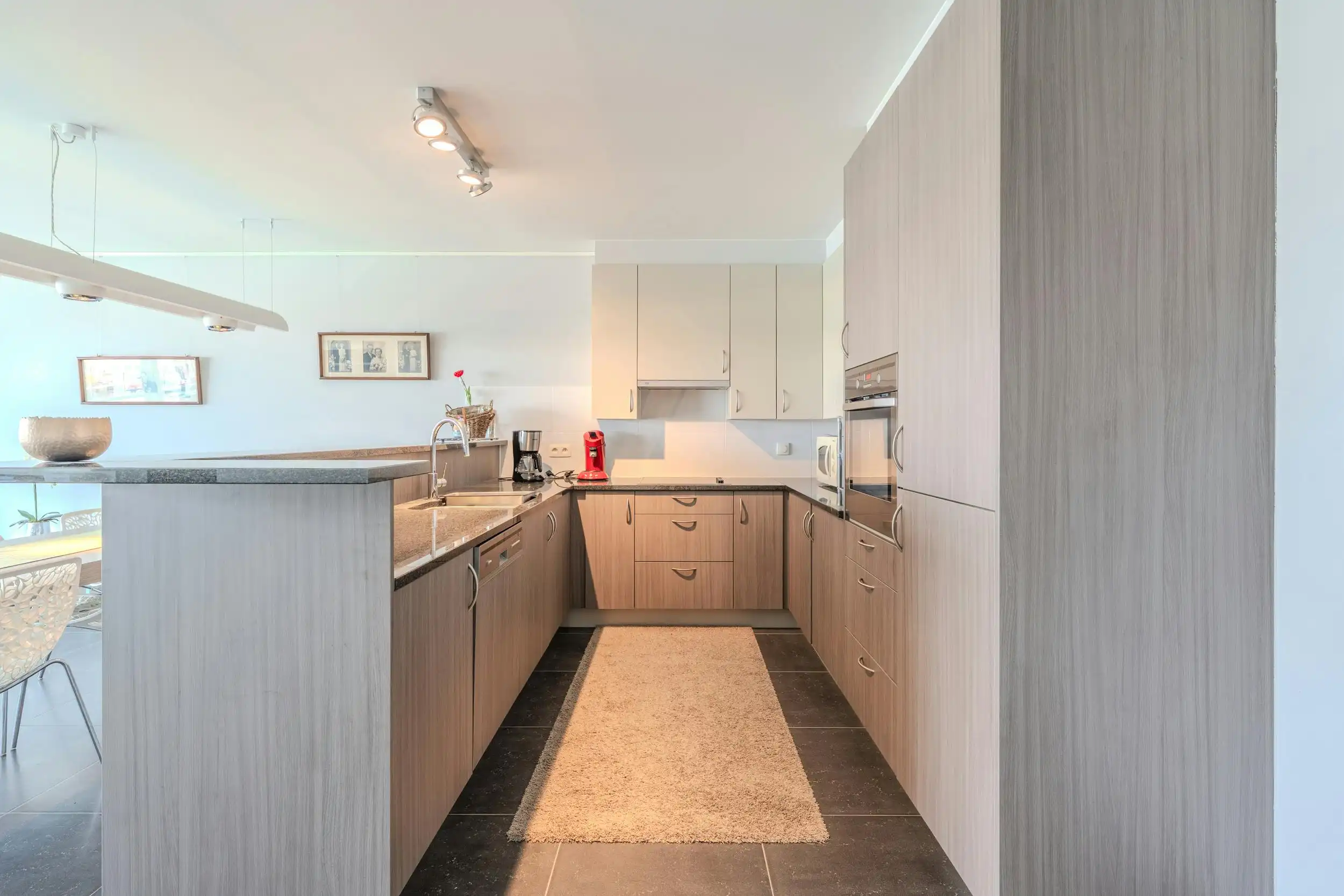 Fantastisch appartement langs de Visserskaai te Oostende foto 8