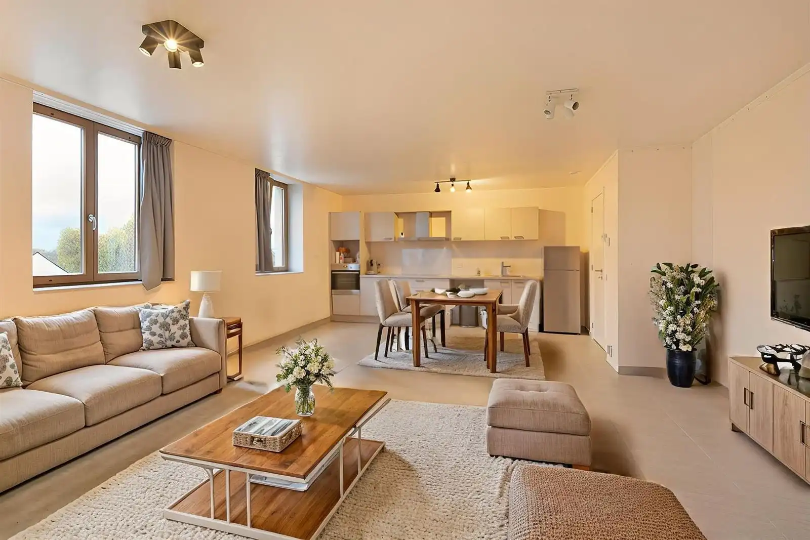 Instapklaar appartement op topligging te Wetteren! foto 2