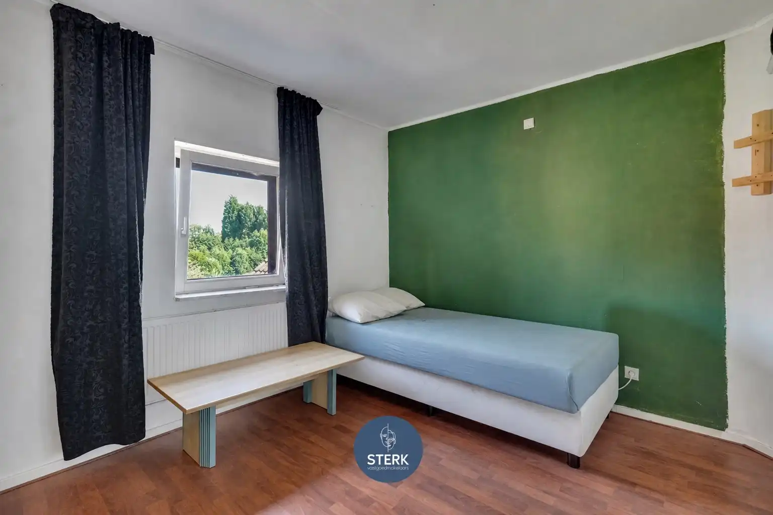 RUIME GEZINSWONING MET 7 SLPKS + 2 BADKAMERS NABIJ DE NEDERLANDSE GRENS !   foto 12