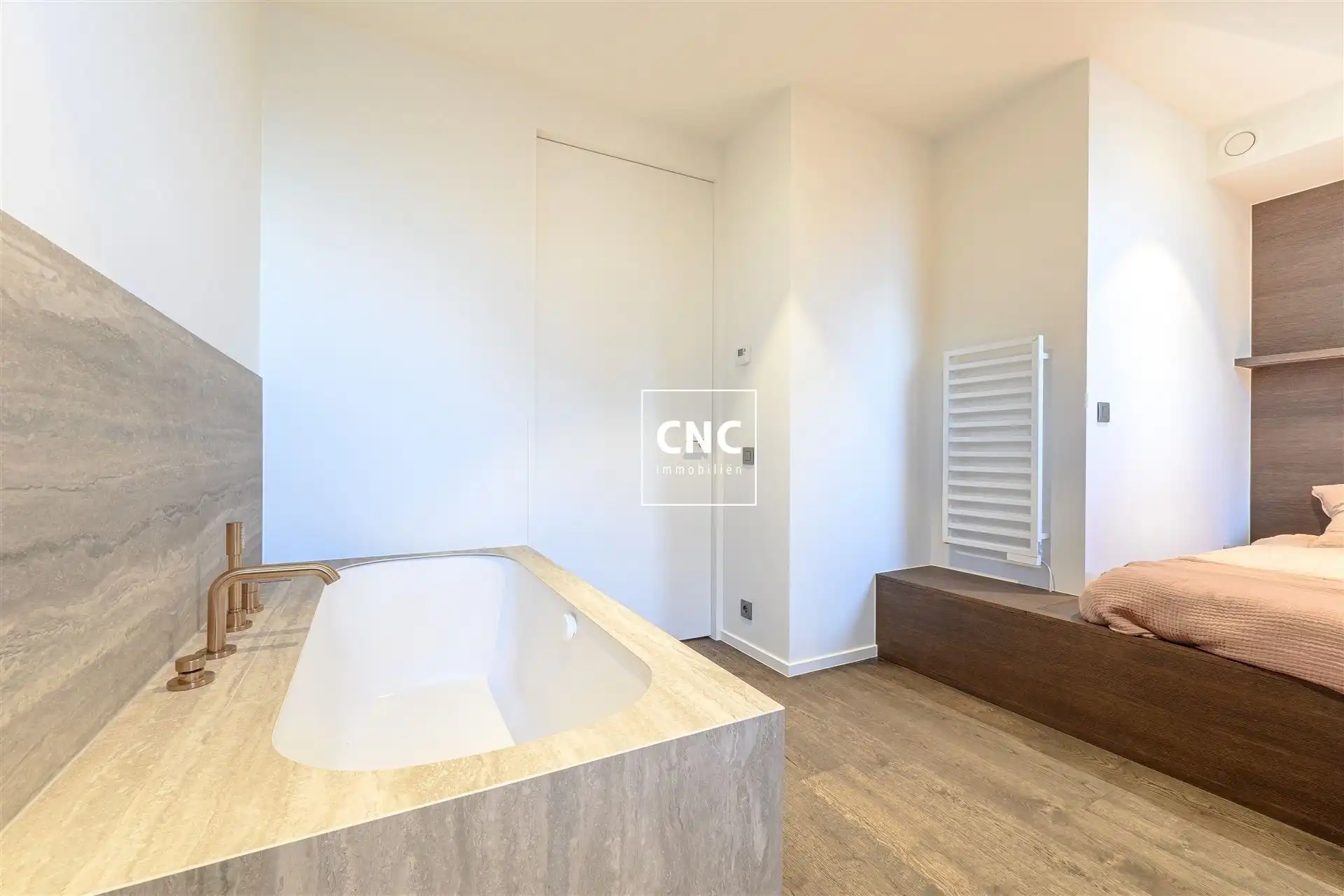 Exceptioneel nieuwbouw duplex-appartement in het hart van het Zoute met prachtig zicht op de typische Zoute-gevels foto 27