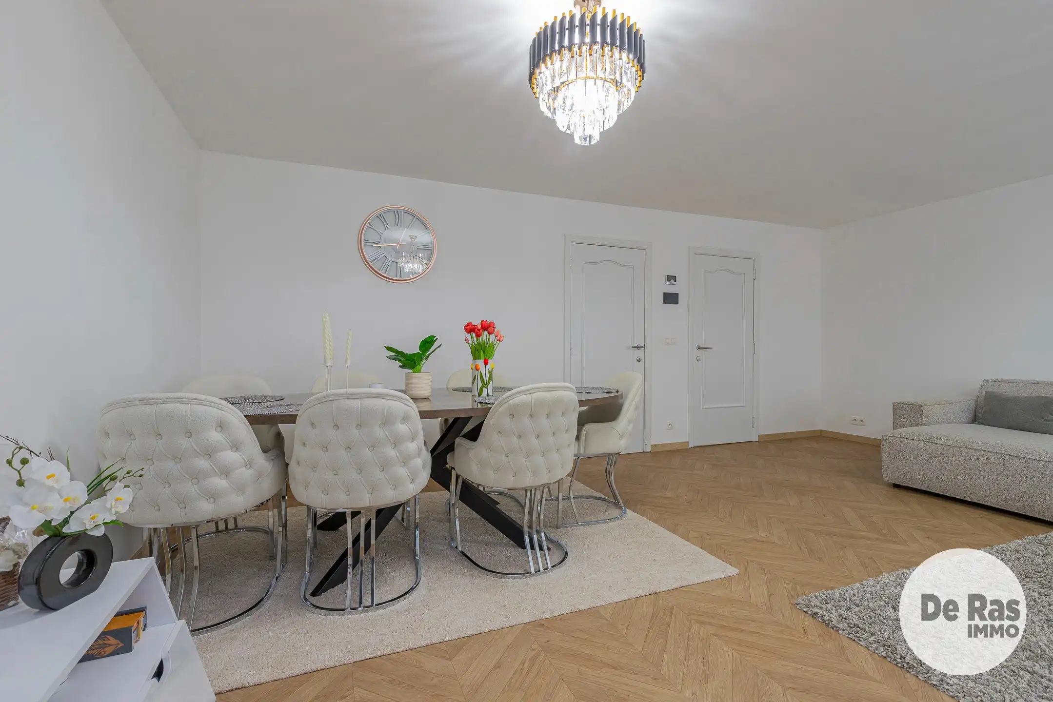 AALST - Volledig gerenoveerde woning - 6 slpks - 2 badkms. foto 4