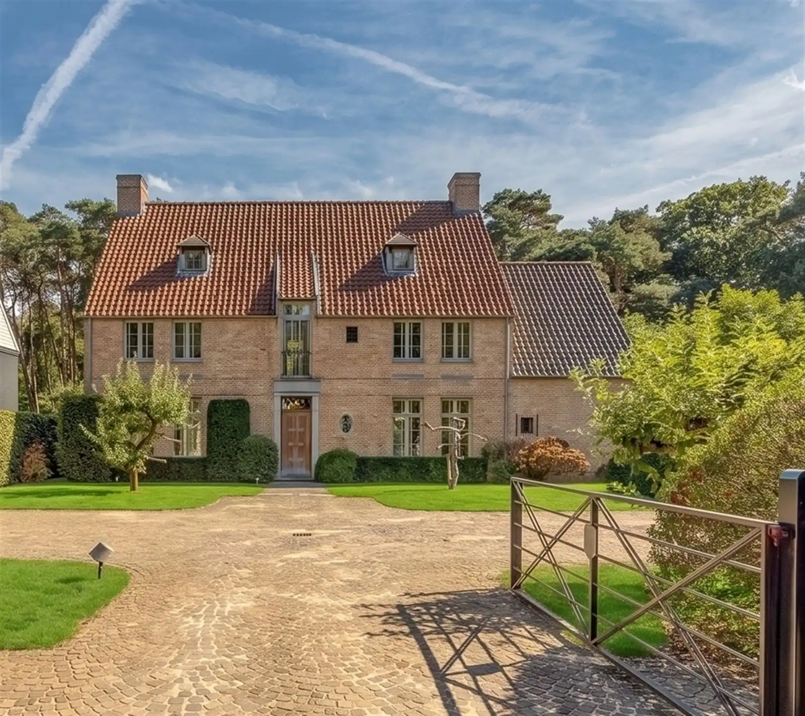 Villa-leven op z'n mooist – Domus Aurea meesterwerk in hartje Brasschaat foto 2