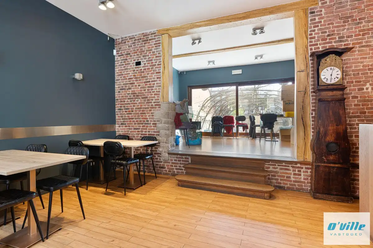 Opbrengsteigendom met horeca en 2 appartementen foto 2
