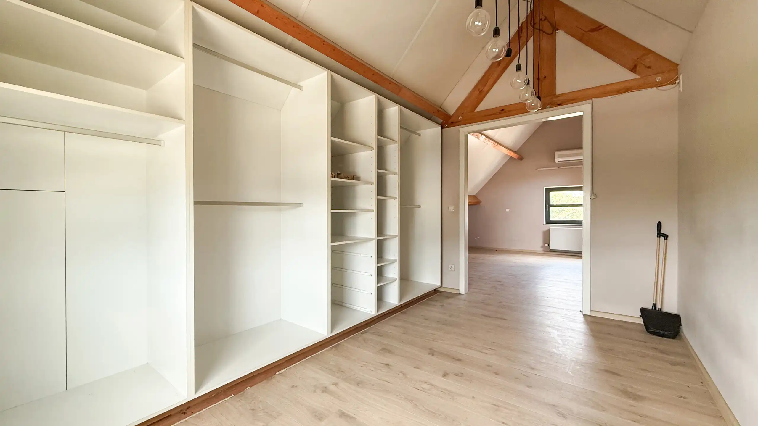 Prachtig handelspand met woonst op toplocatie (40are grond)! foto 35