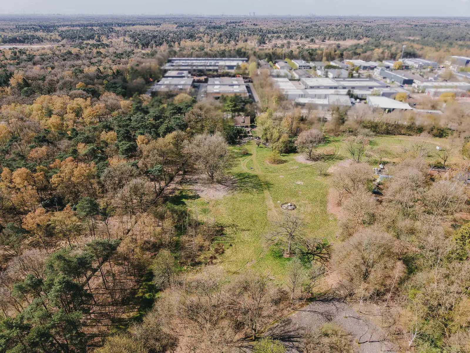 Landelijke woning op een uniek perceel van 20.000 m2 foto 31