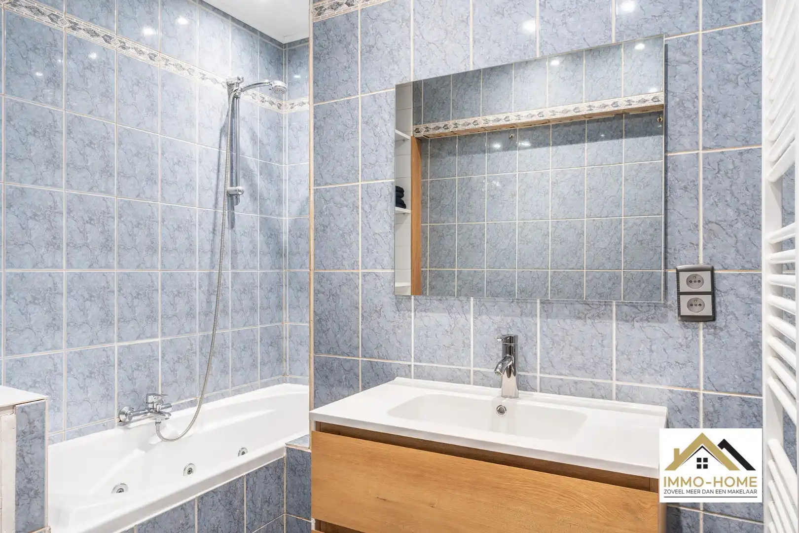 Instapklare woning in het centrum van Lokeren foto 12