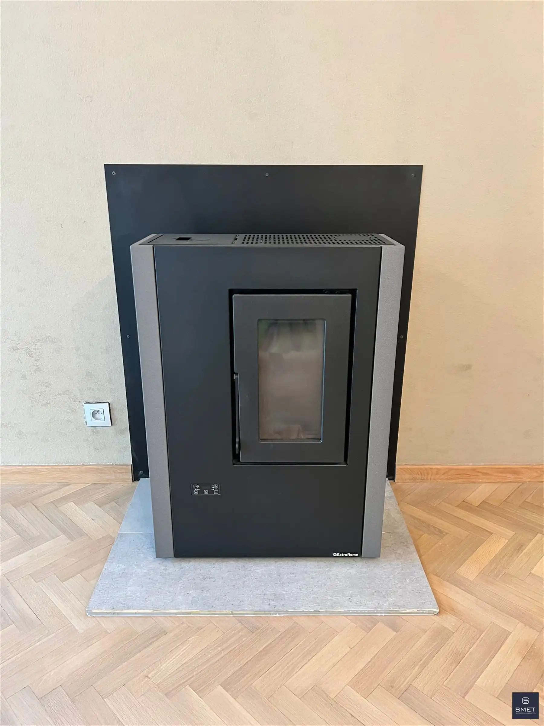 LICHTRIJK GERENOVEERD APPARTEMENT OP TOPLOCATIE foto 12