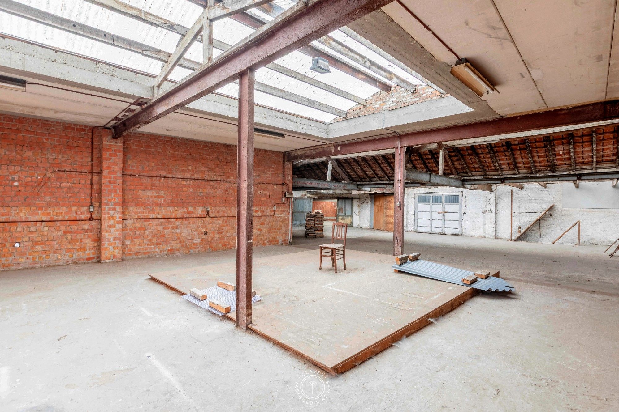 Statig herenhuis met karaktervolle elementen en polyvalent bijgebouw op royaal perceel foto 31