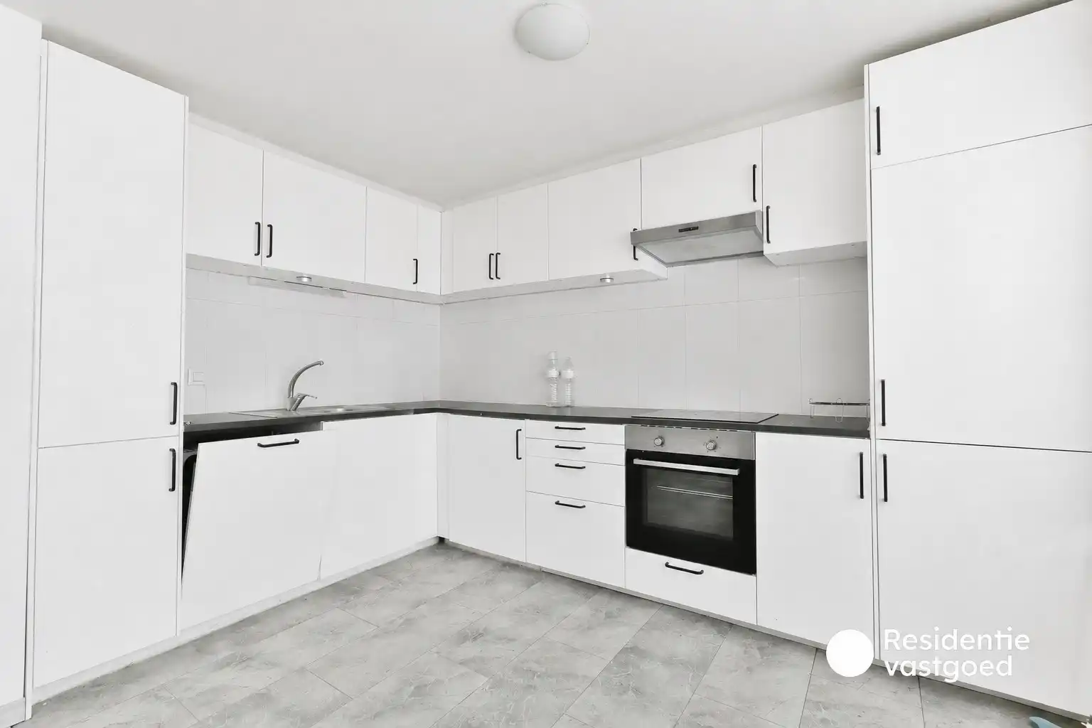 Dakappartement te huur in Oostende op de 3de verdieping foto 3