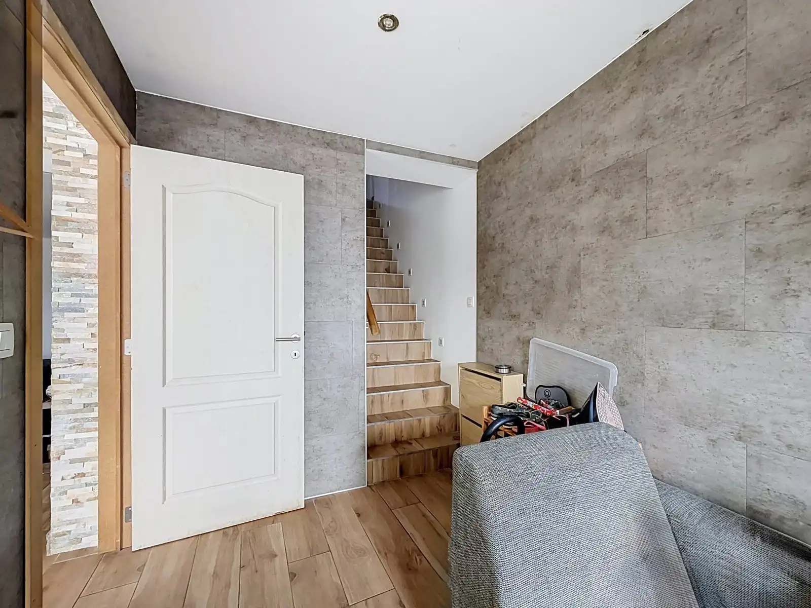 Centraal gelegen woning met 2 ruime slaapkamers! foto 6