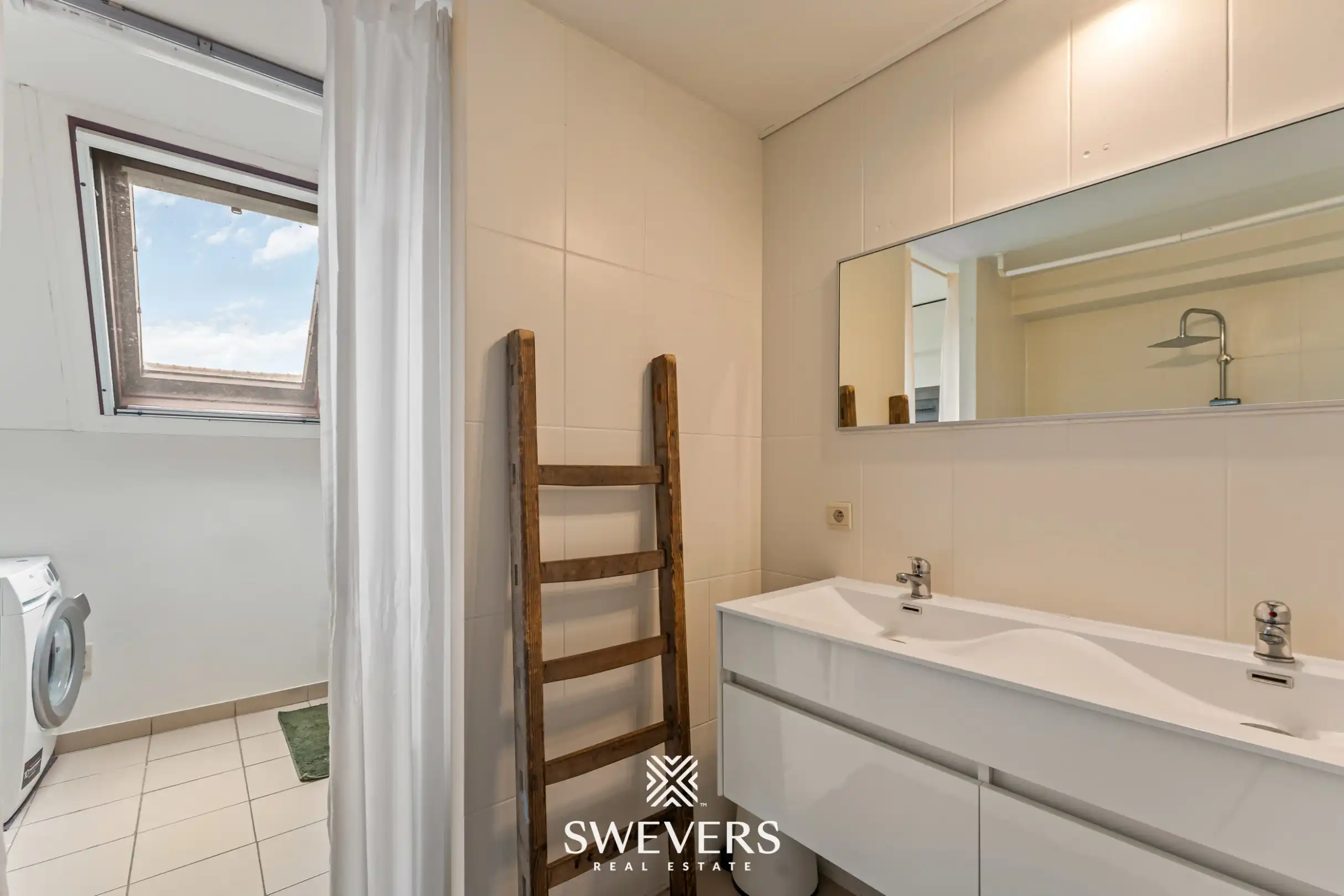 Instapklaar ruim duplex-appartement met 3 slaapkamers op toplocatie foto 16