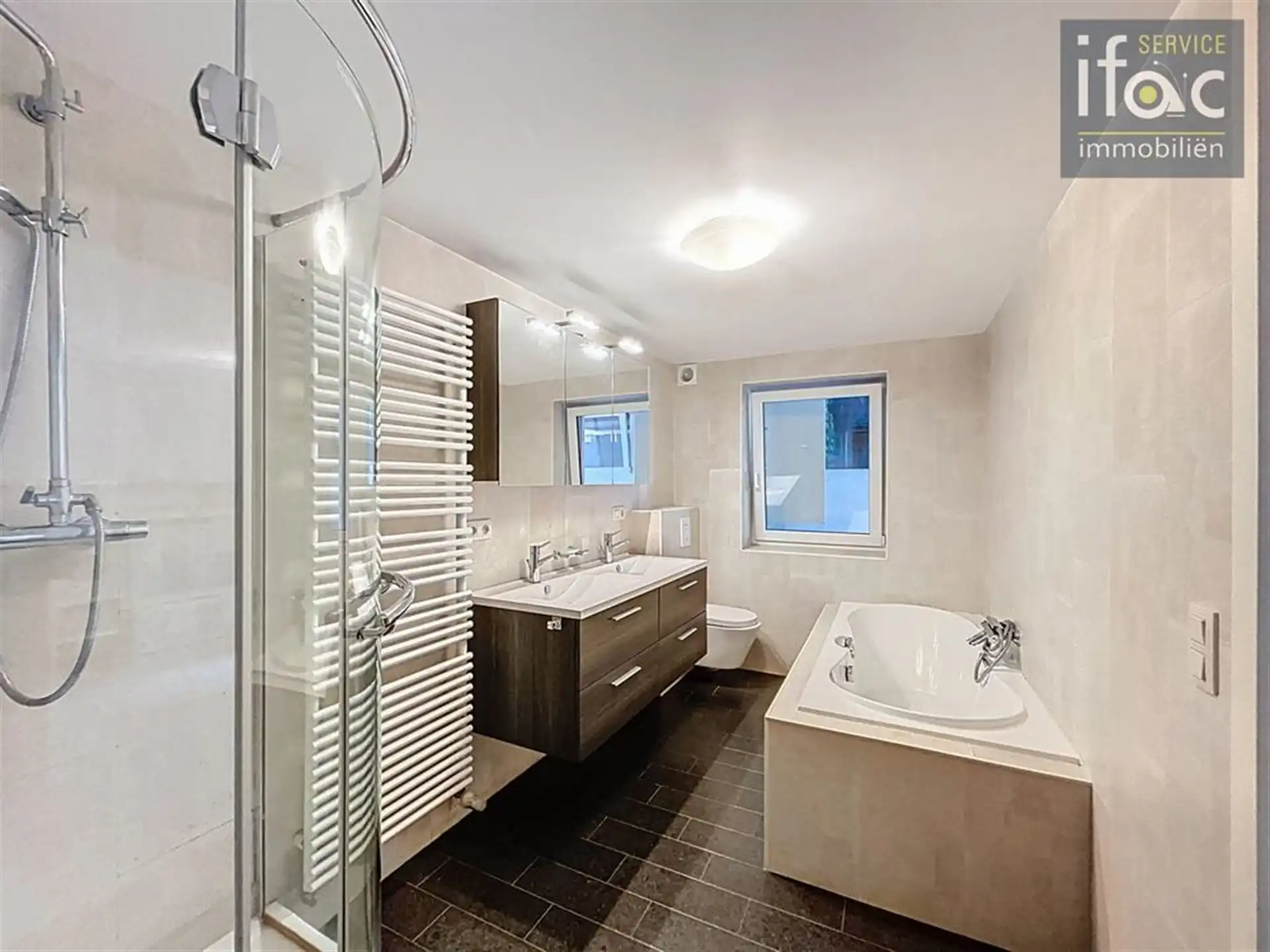 Lichtrijk duplexappartement in hartje Tervuren foto 14