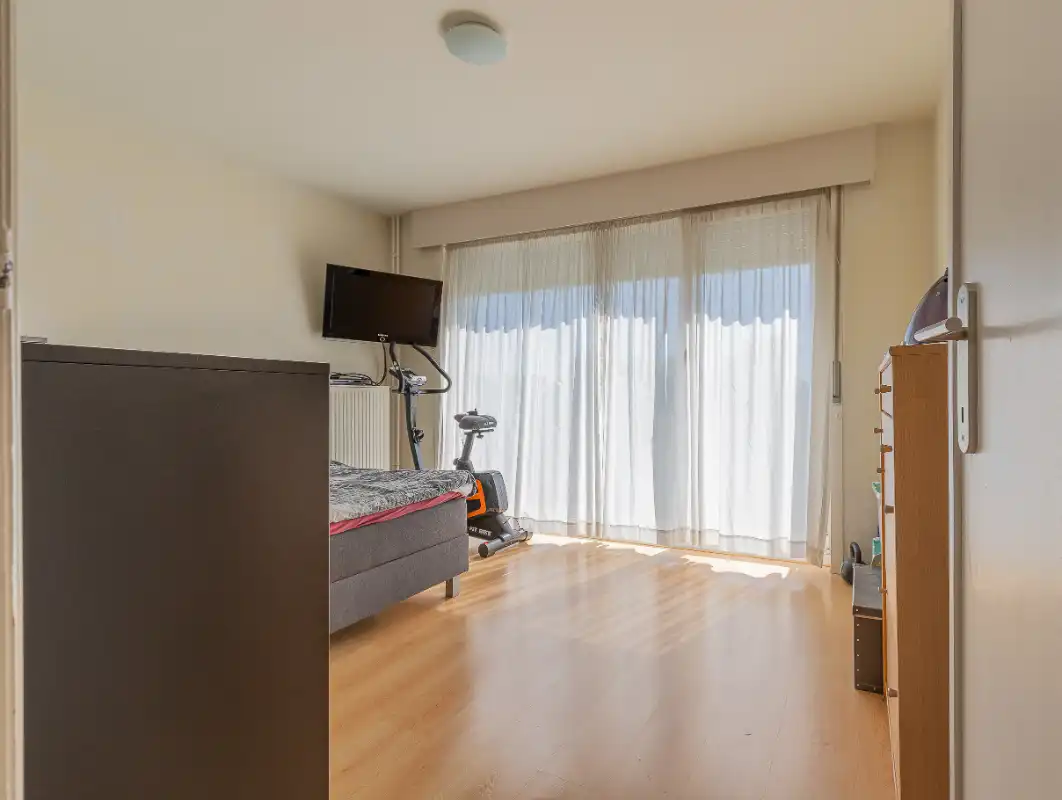 Instapklare gezinswoning op mooi perceel foto 10