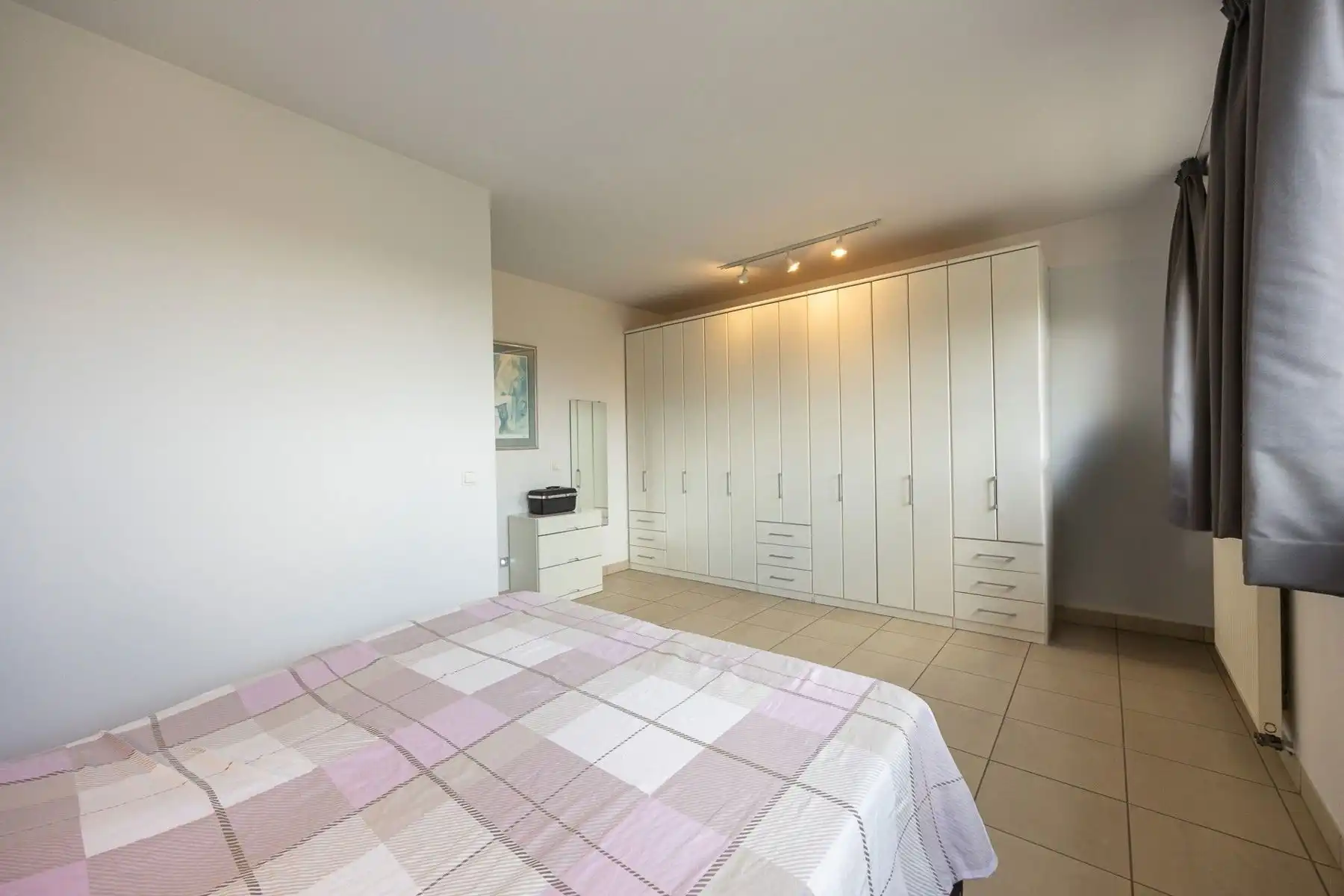 Ruim dakappartement met 2 slaapkamers en terras van ca. 155m². foto 10