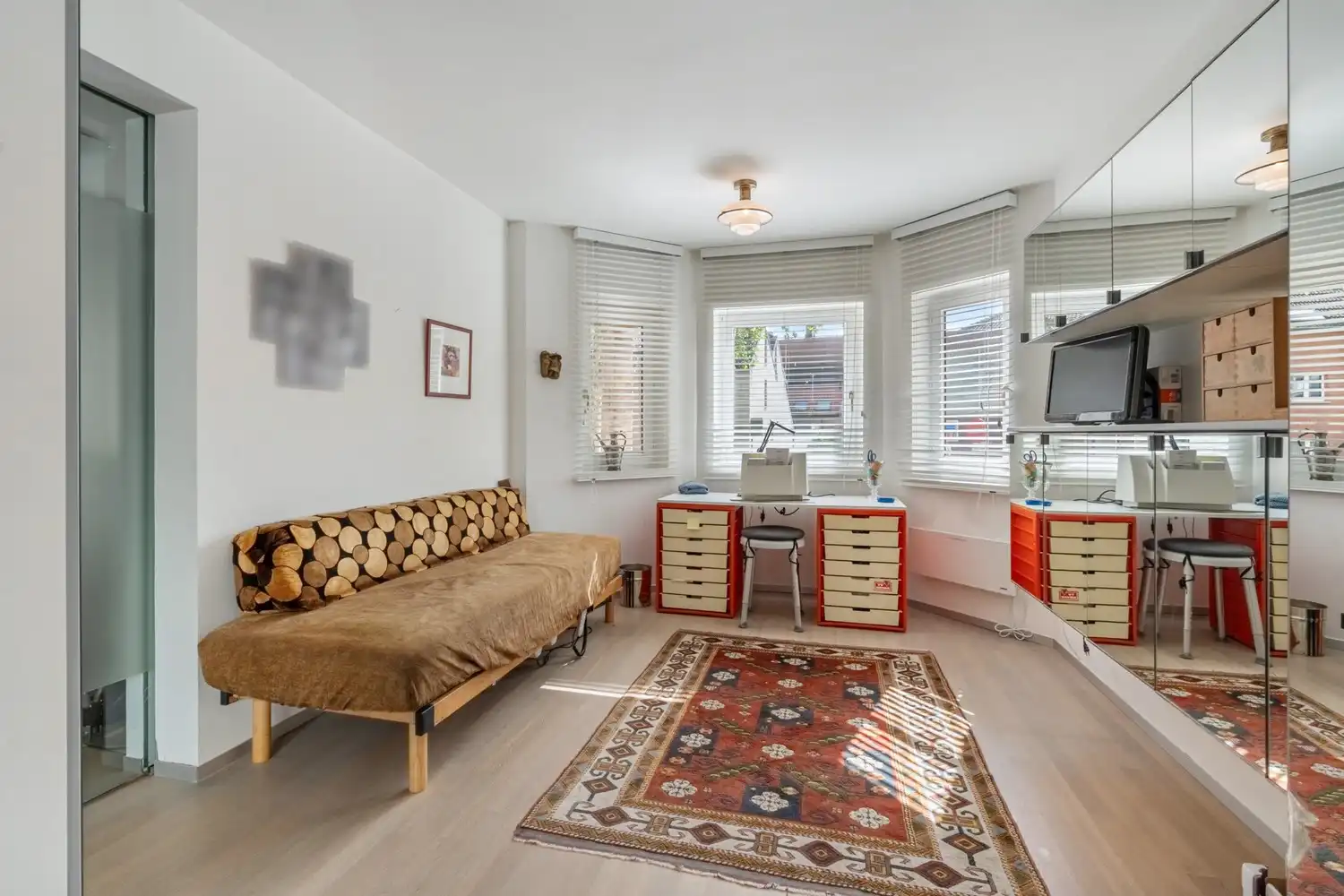 Ruim, modern en gelijkvloers appartement met 3 slaapkamers, een groot terras, 2 autostaanplaatsen en 2 kelders te centrum Leuven! foto 17