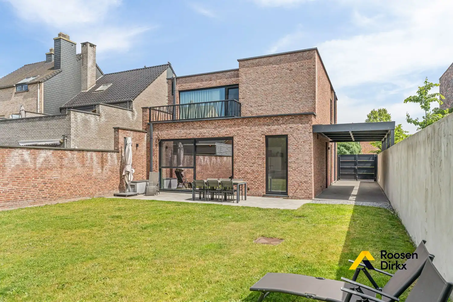 Luxueuze gezinswoning met 3 slaapkamers en 2 badkamers op toplocatie foto 37