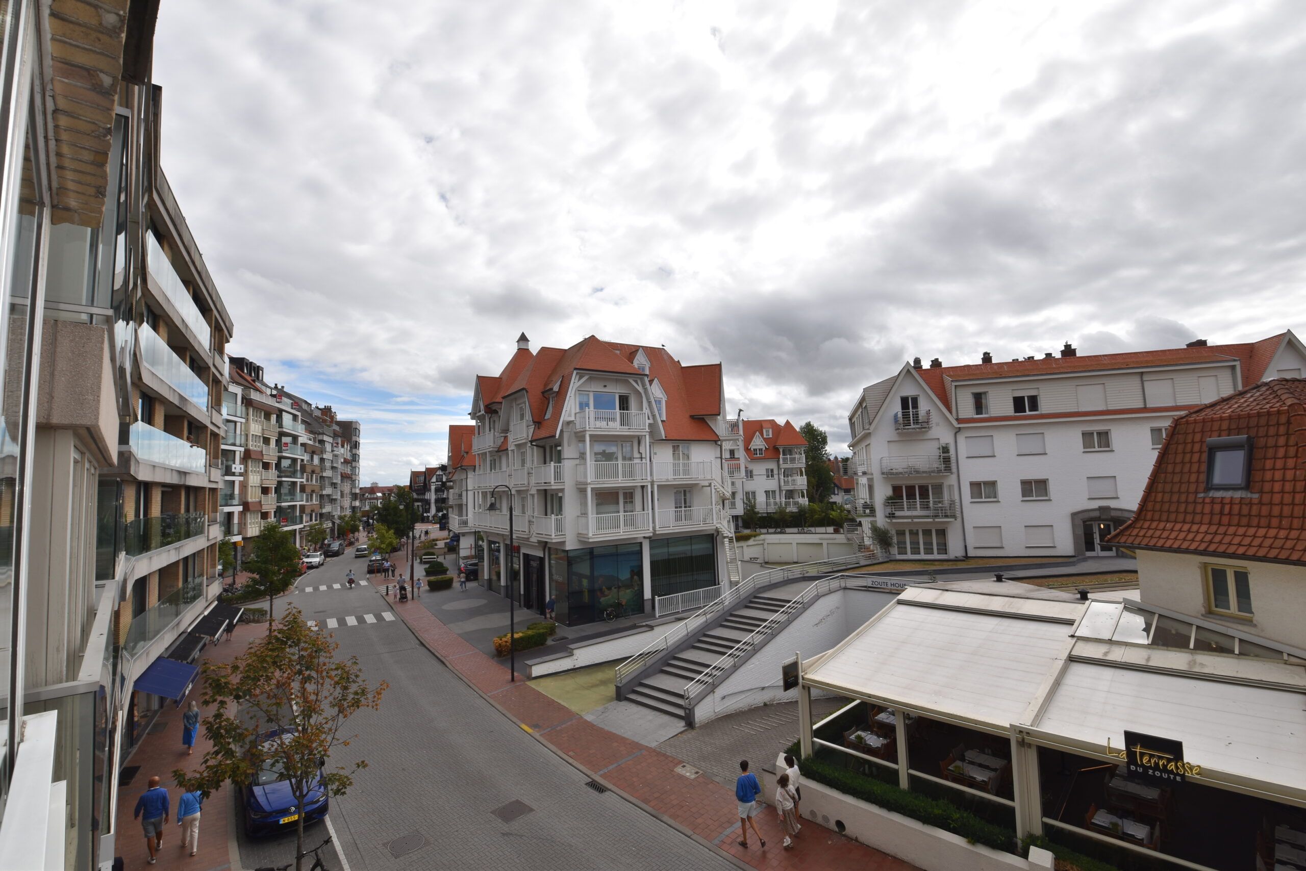 APPARTEMENT (1 SLPK) OP TOPLIGGING IN KNOKKE foto 13
