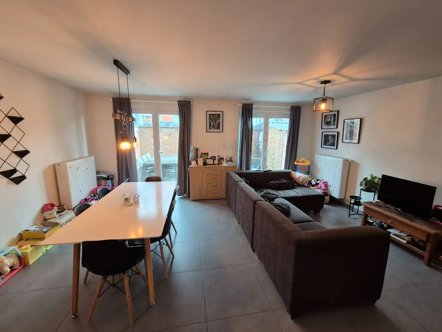 Gezellige halfopen woning in rustige buurt nabij centrum Hasselt foto 2