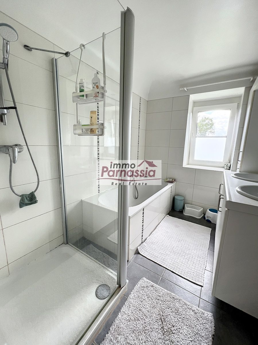 Ruime residentieel gelegen villa nabij de  BSB foto 12