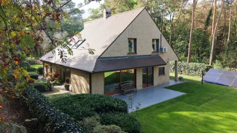 Instapklare moderne villa van 310m² op 19 are met mooie tuin foto 26