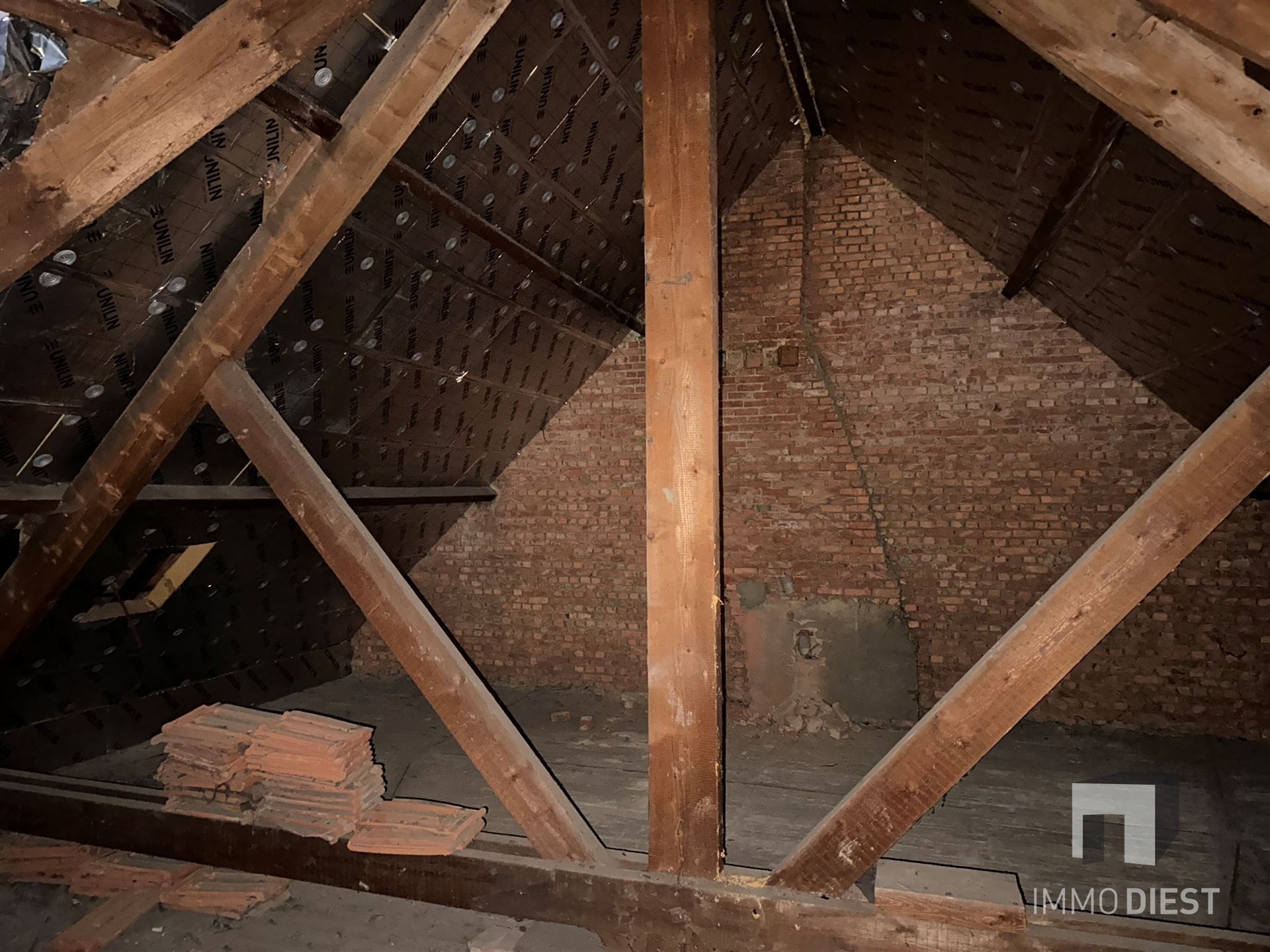 Op te frissen stadswoning met 3 ruime slaapkamers, bureau of dressing foto 26