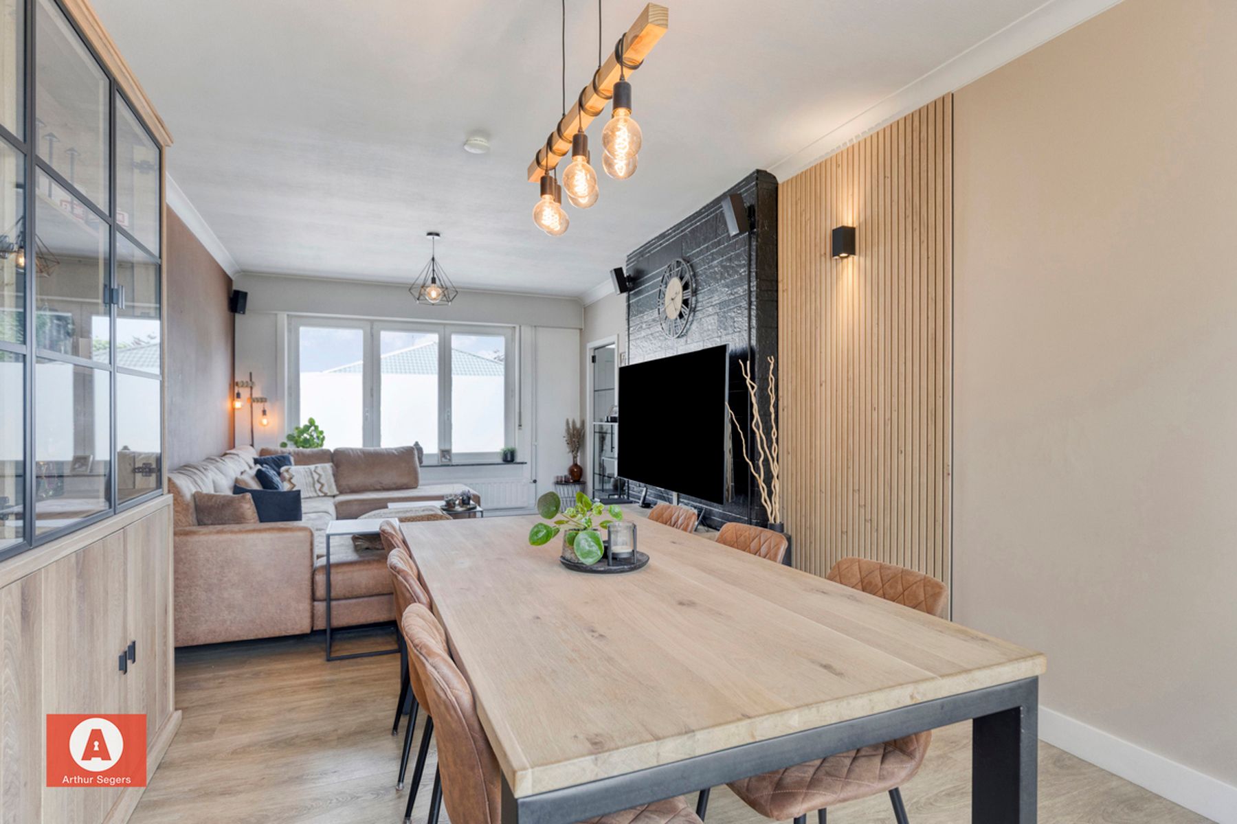 Energiezuinige woning mét 4 slaapkamers en garage. foto 8