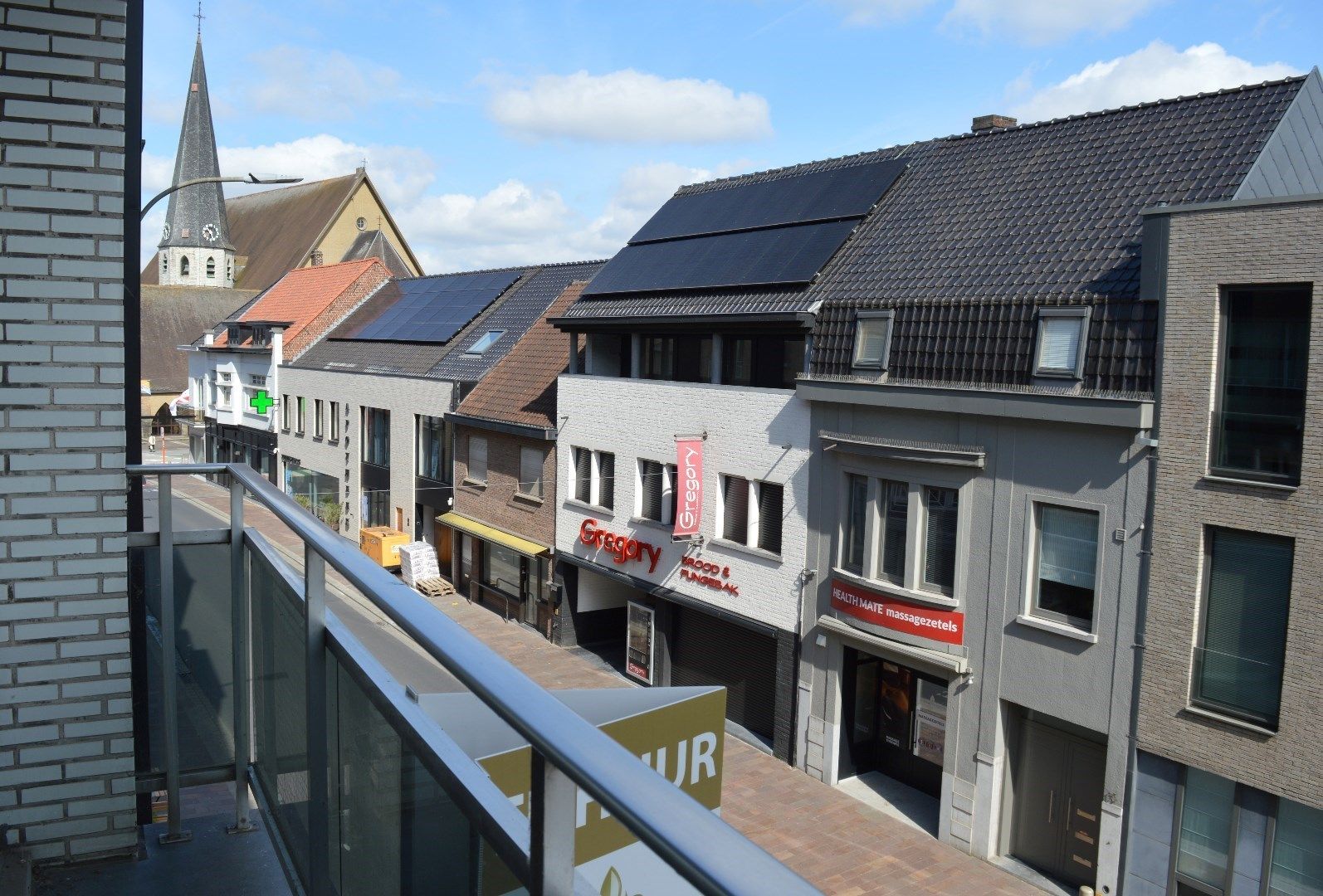 1 slaapkamer appartement met terras en garage in het centrum van Zwevegem foto 8