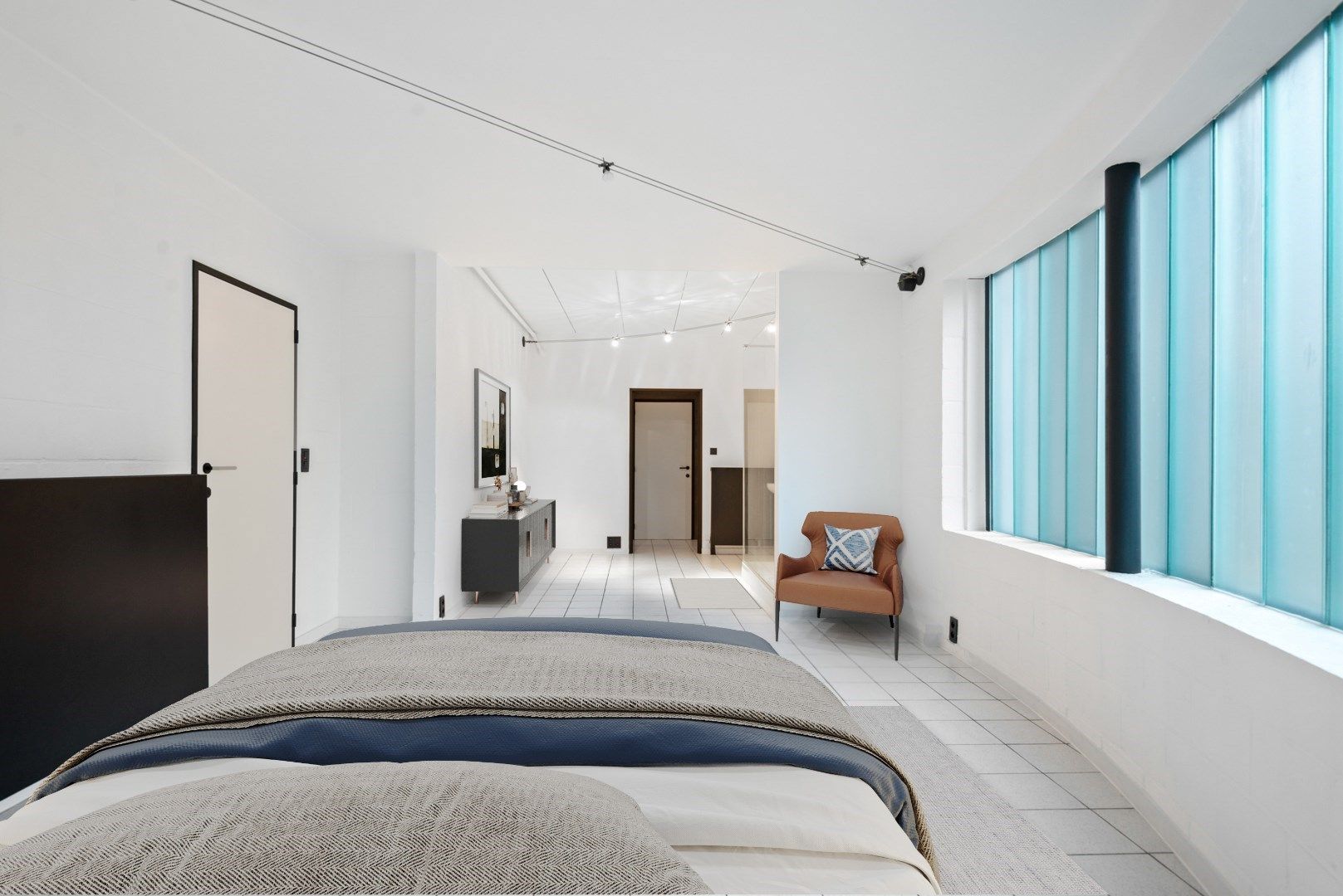 Unieke Loftwoning in Berchem: Ruimte, luxe en toplocatie foto 7