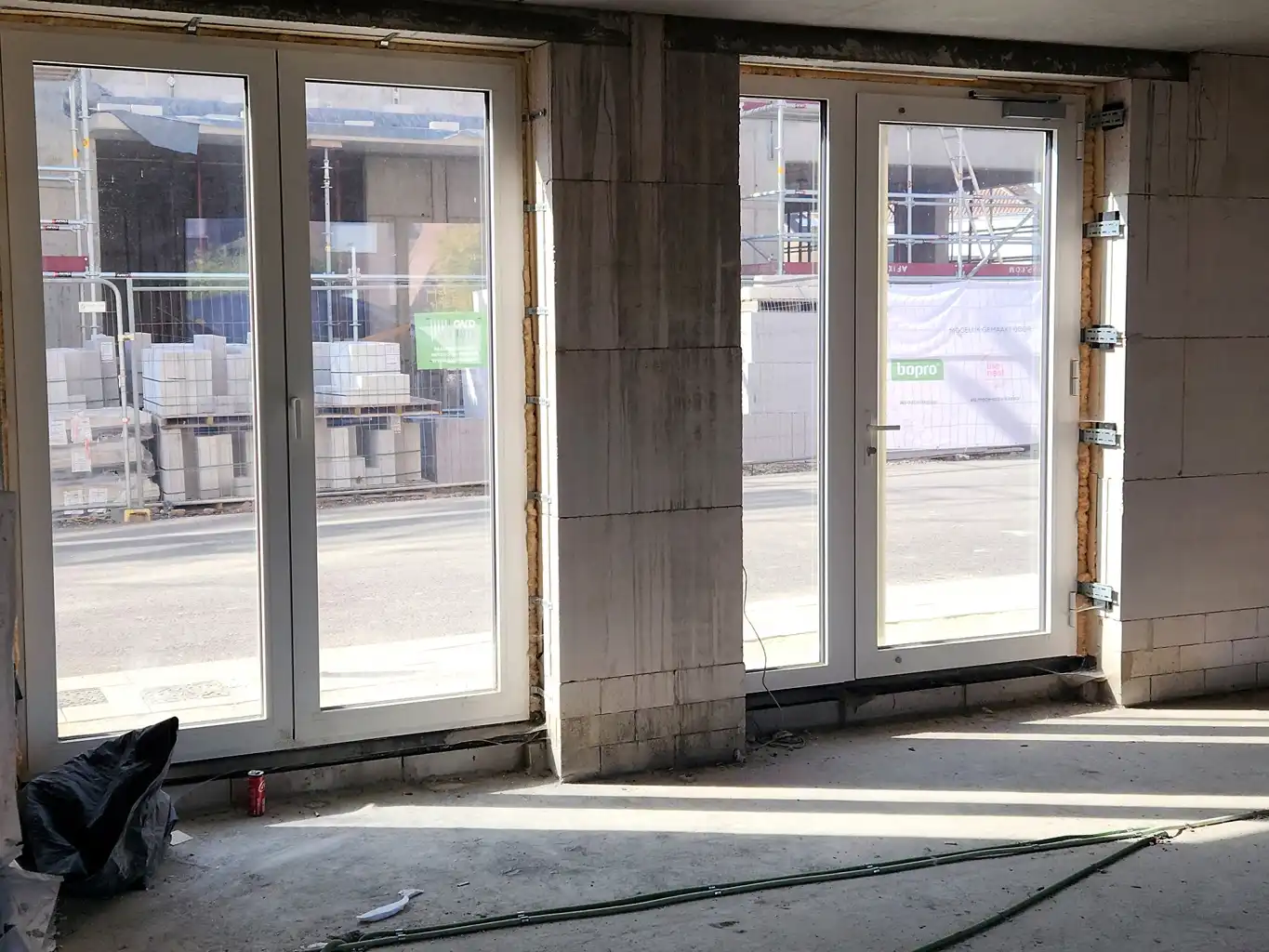 Casco handelsruimte 60m2 met terras en tuin foto 2