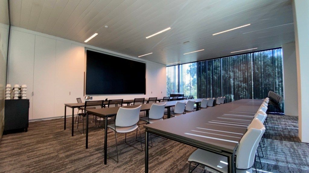 Full service kantoren in d'Office Gent aan The Loop foto 12