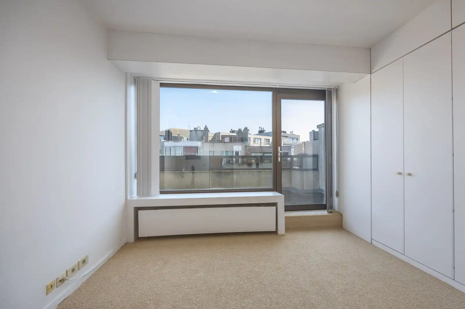 Exclusief duplex penthouse met 4 slpk en zonnige terrassen pal aan zee foto 15