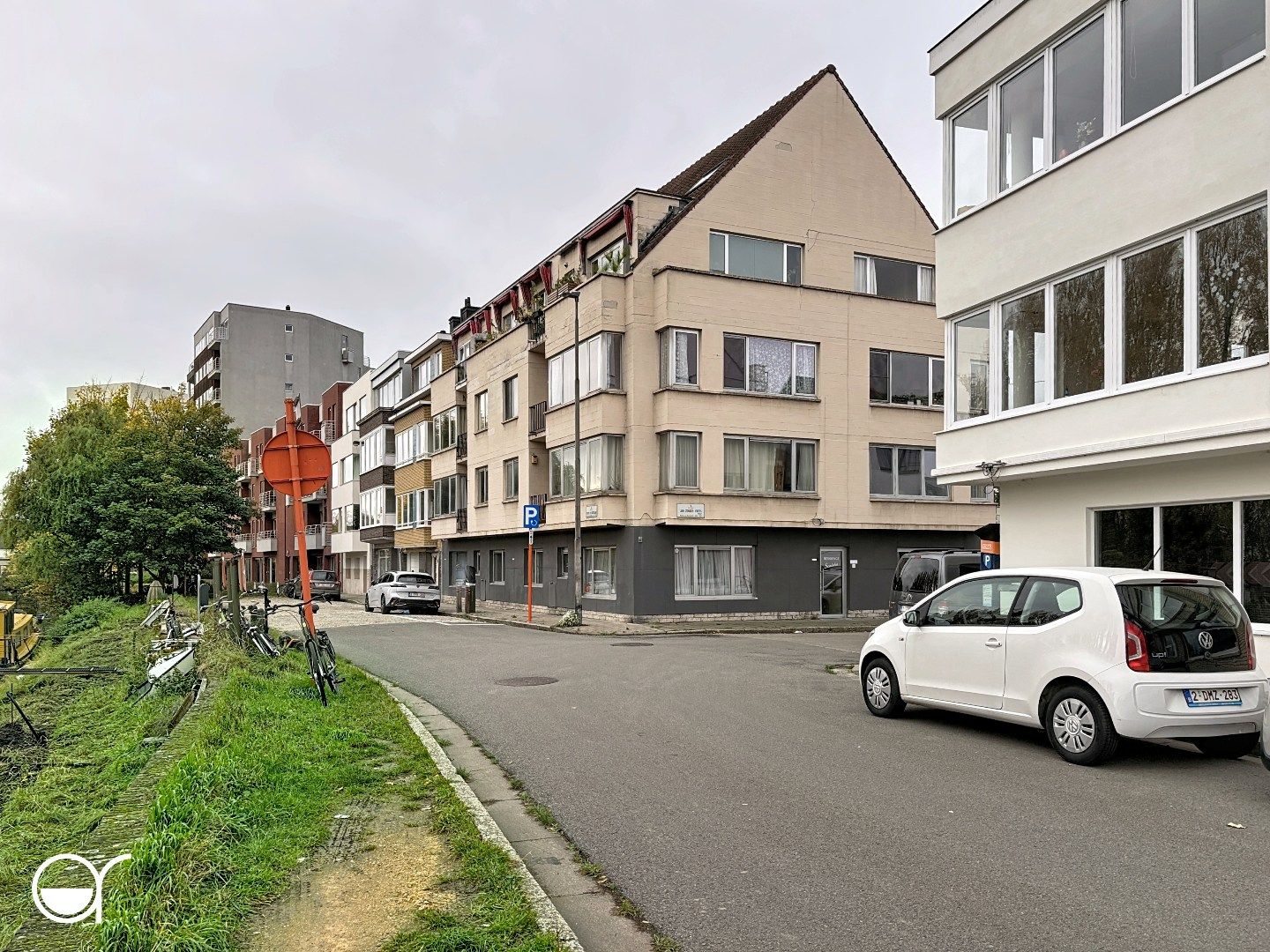 2-slaapkamerappartement aan het water met ruime garage foto 15