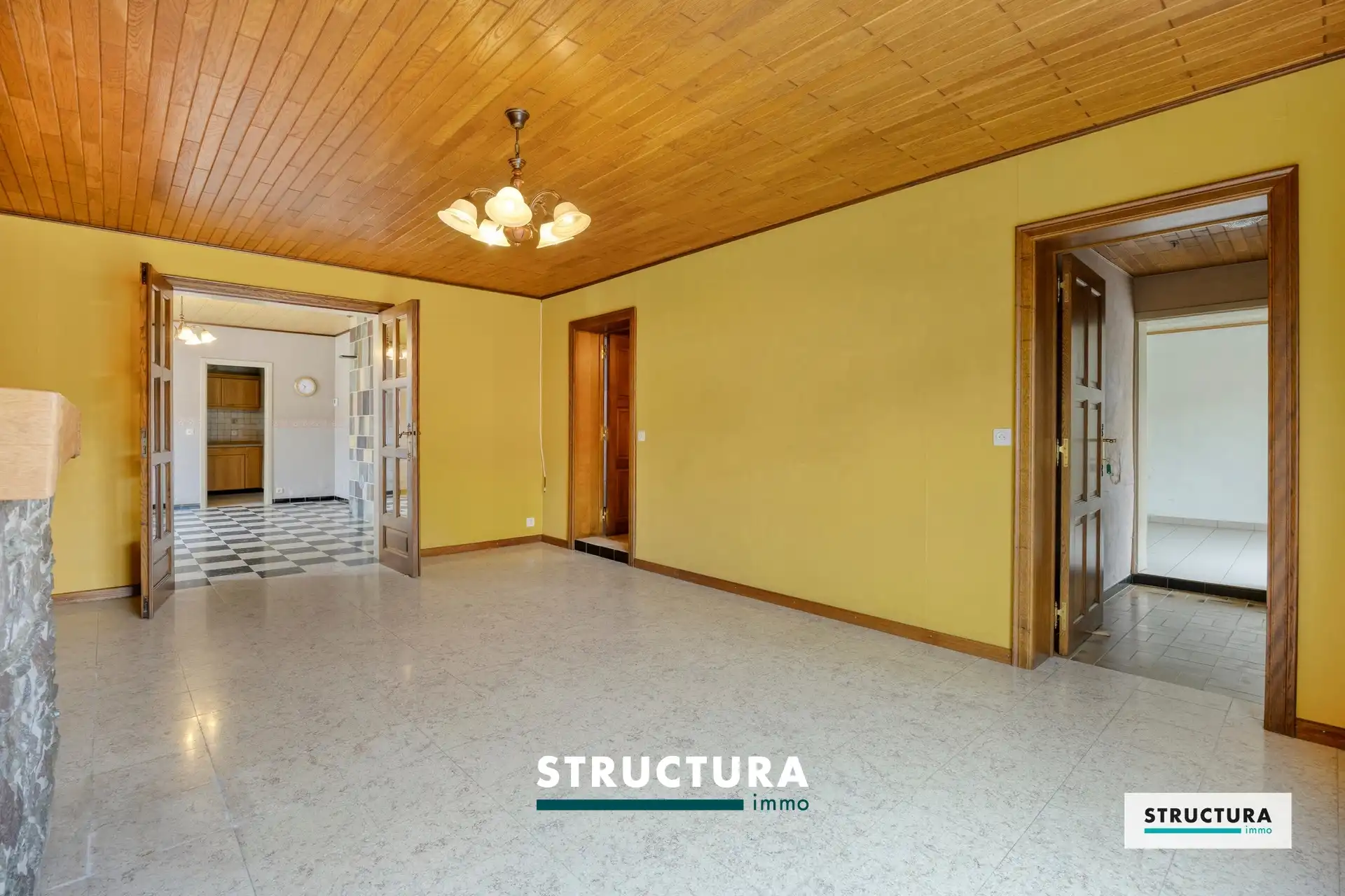 Woning met tuin en garage/atelier, gelgen in alle rust! foto 9