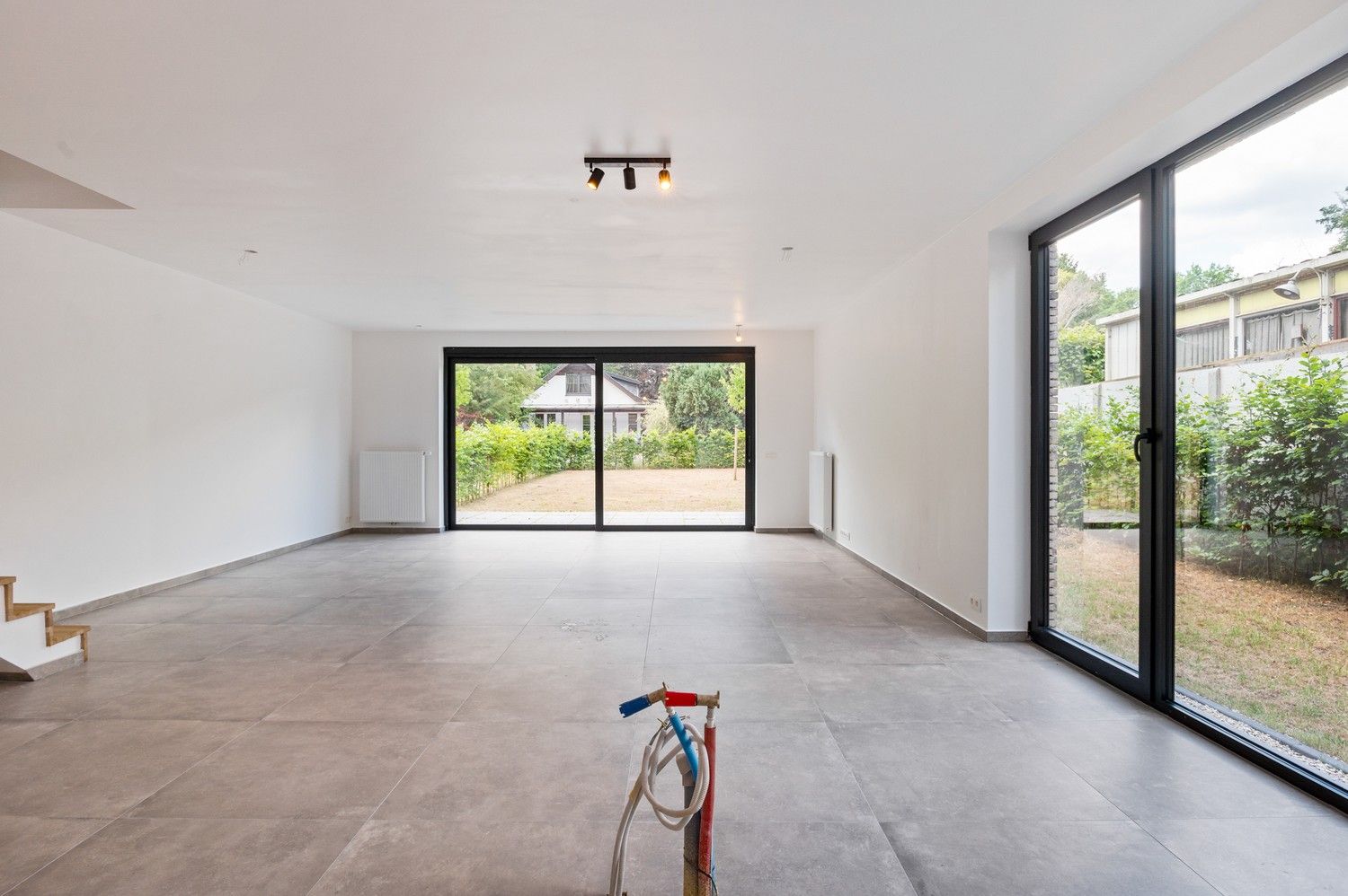 Halfopen nieuwbouwwoning met 4 à 5 SLPKS en grote tuin in Kapellen! foto 30