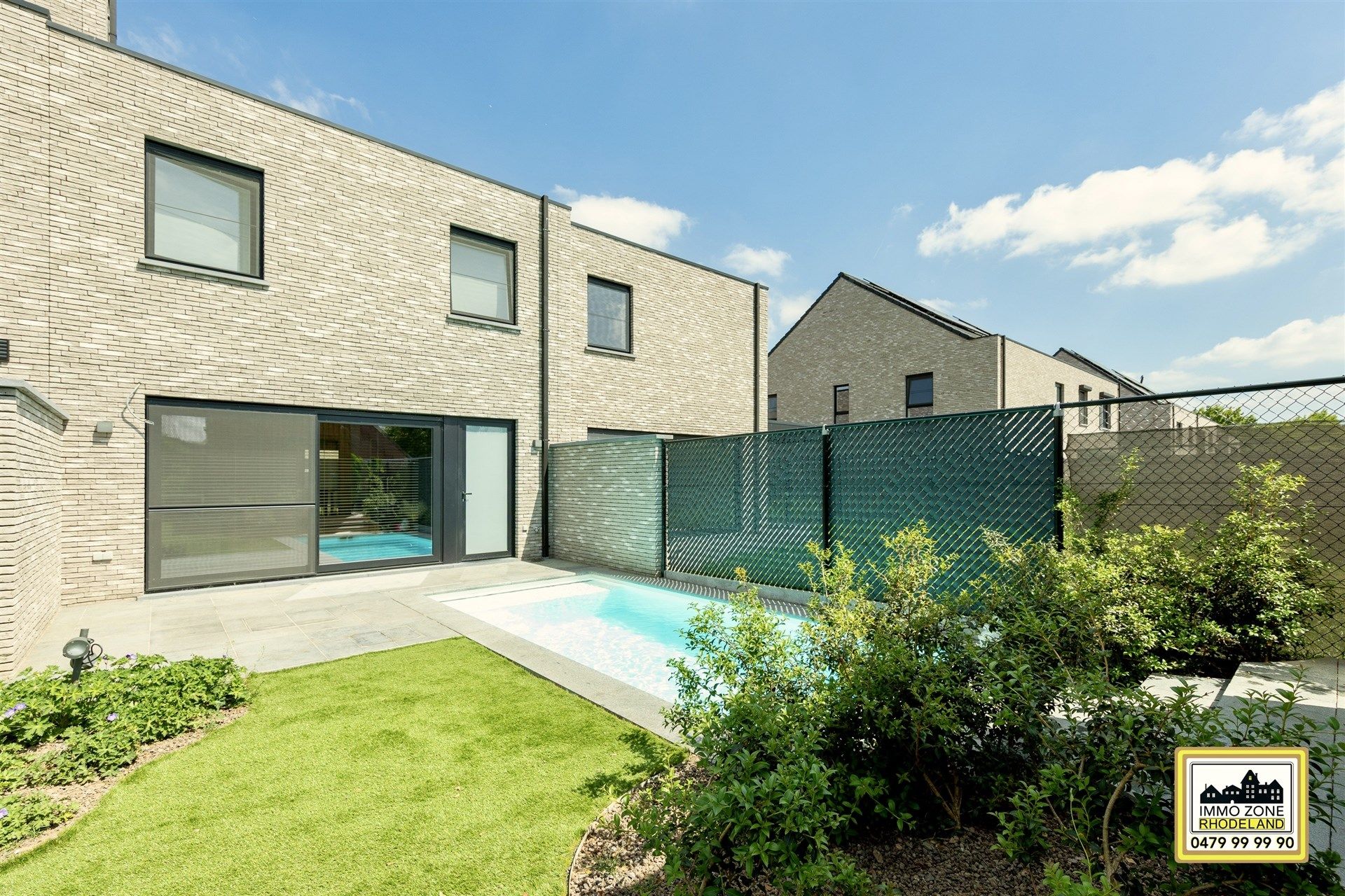 Uiterst luxueuze woning met 3 slpks en zwembad foto {{pictureIndex}}