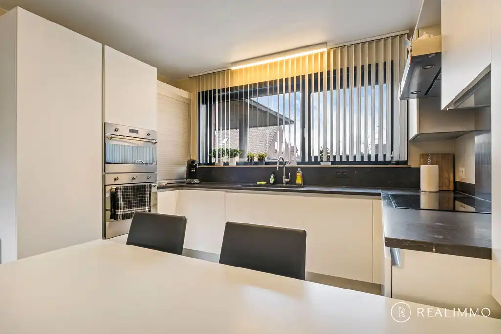 Ruime villa op 3168m² foto 13