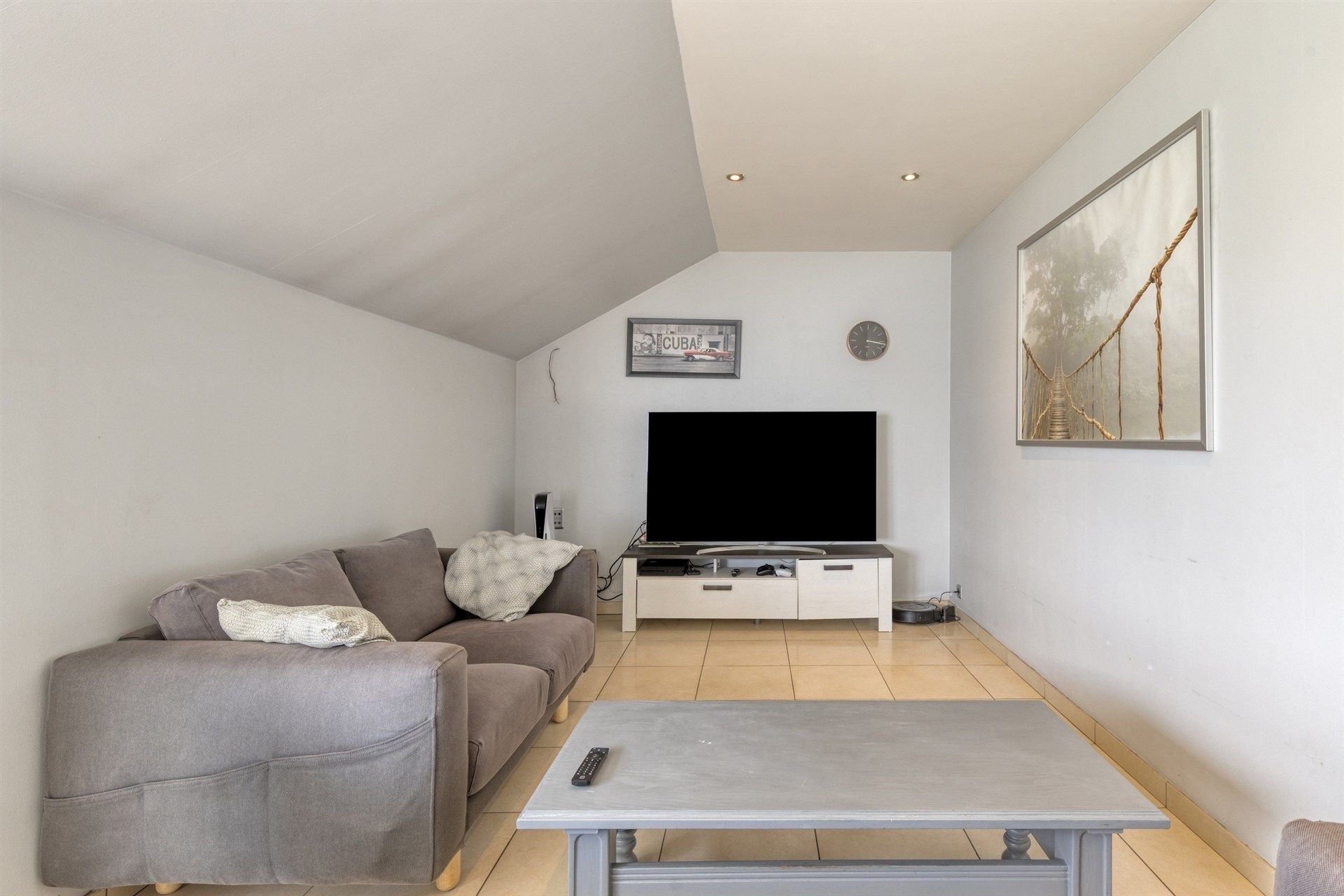 Instapklaar app. 85m² met 2 slpks & garage te Herzele  foto 6