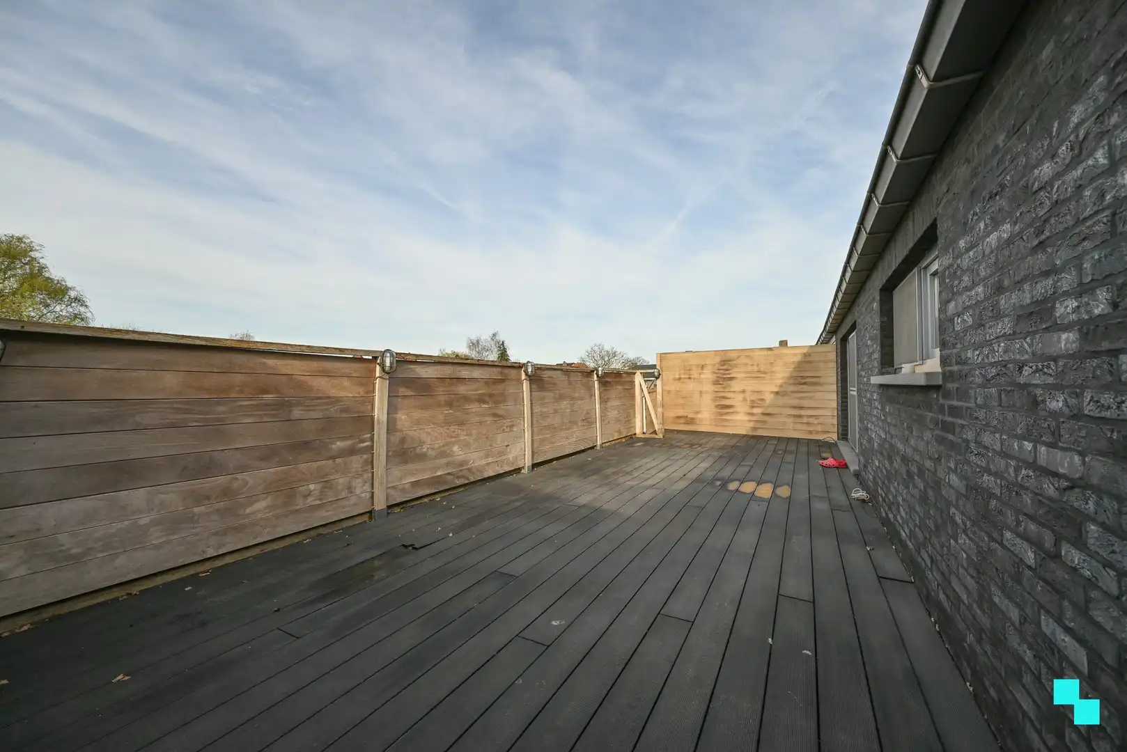 Duplexappartement te Sint-Eloois-Winkel met 2 slaapkamers foto 12